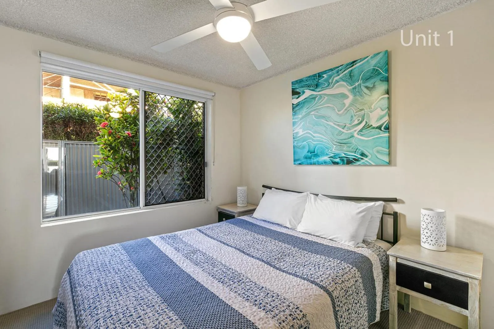 Bed in Capeview Apartments - Spectacular Ocean Views