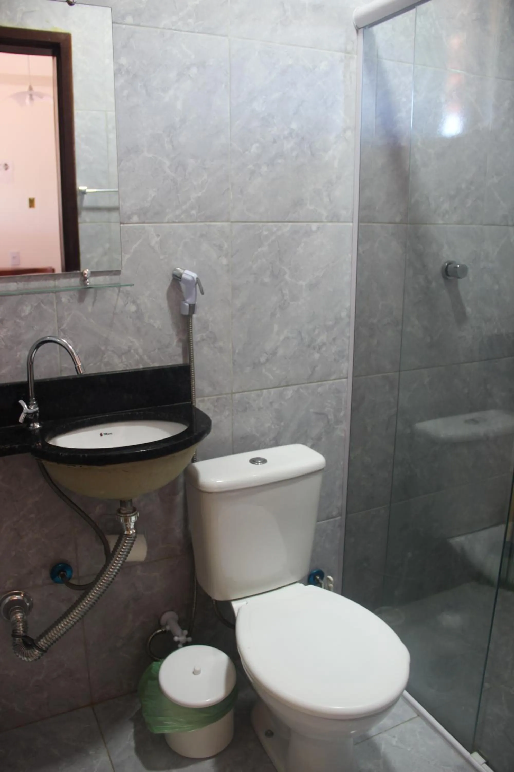 Toilet in Flat's Portal do Sol-SMG