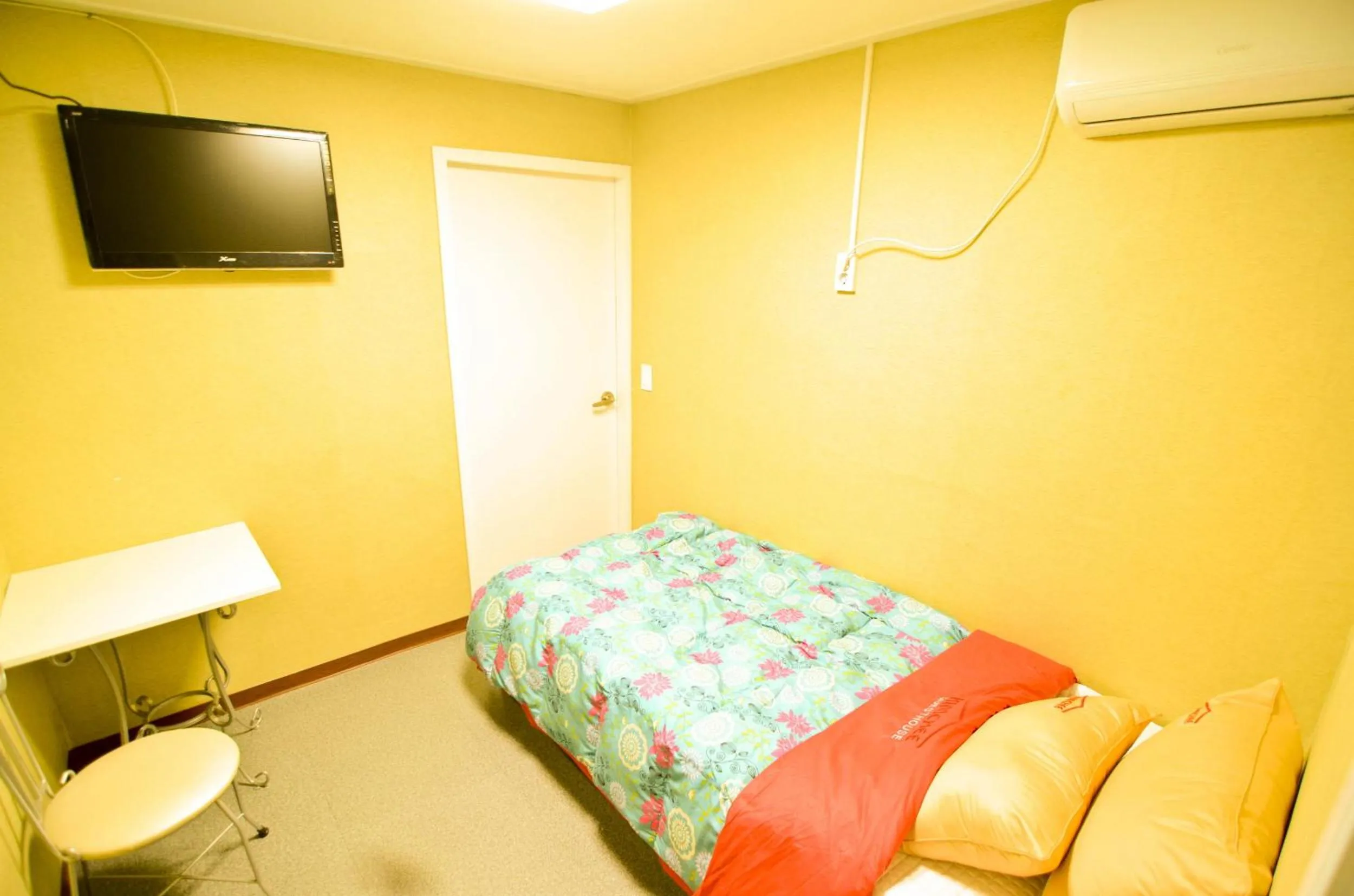 Bed in Korstay Guesthouse Seoul Station