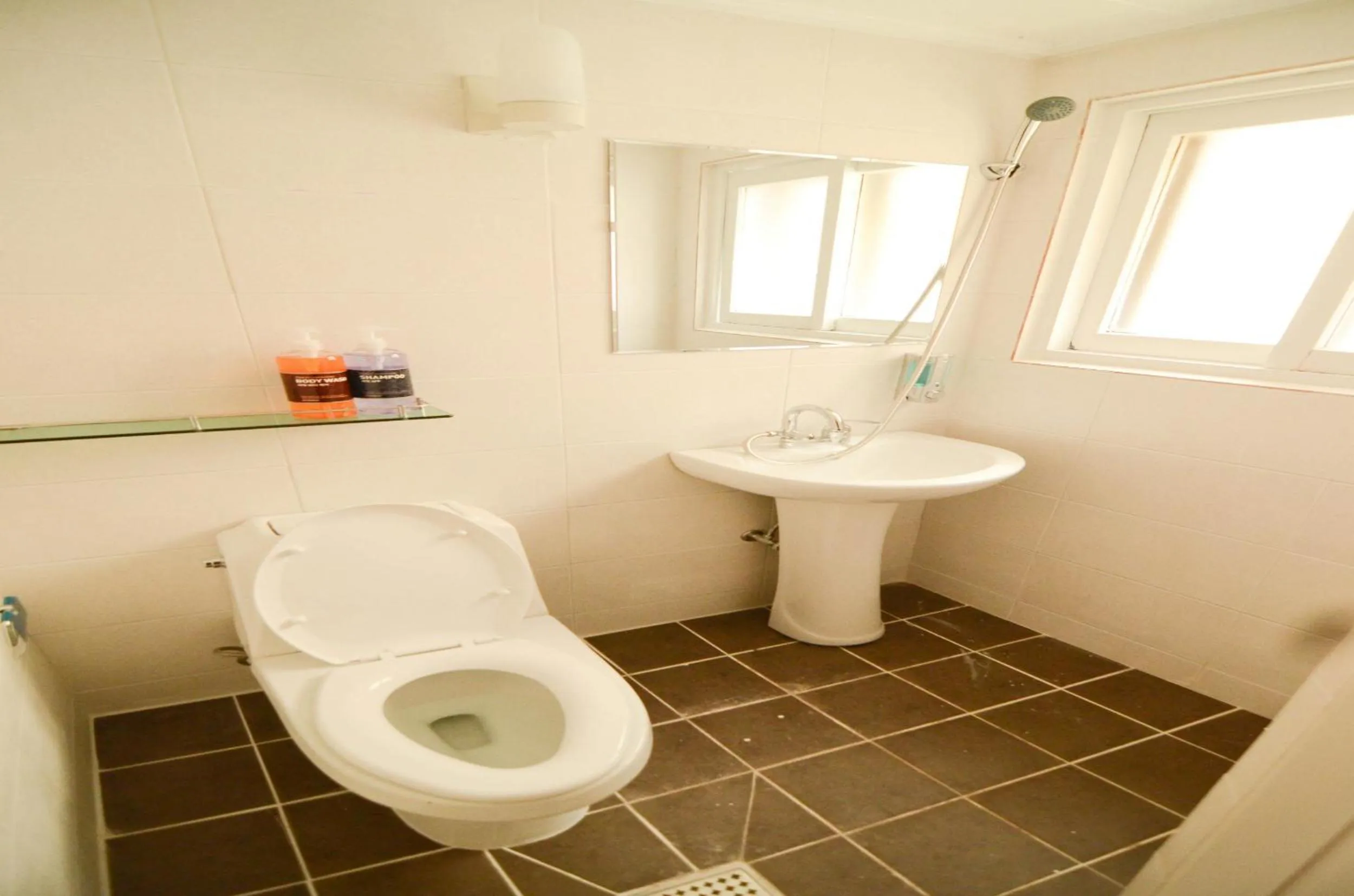 Shower in Korstay Guesthouse Seoul Station