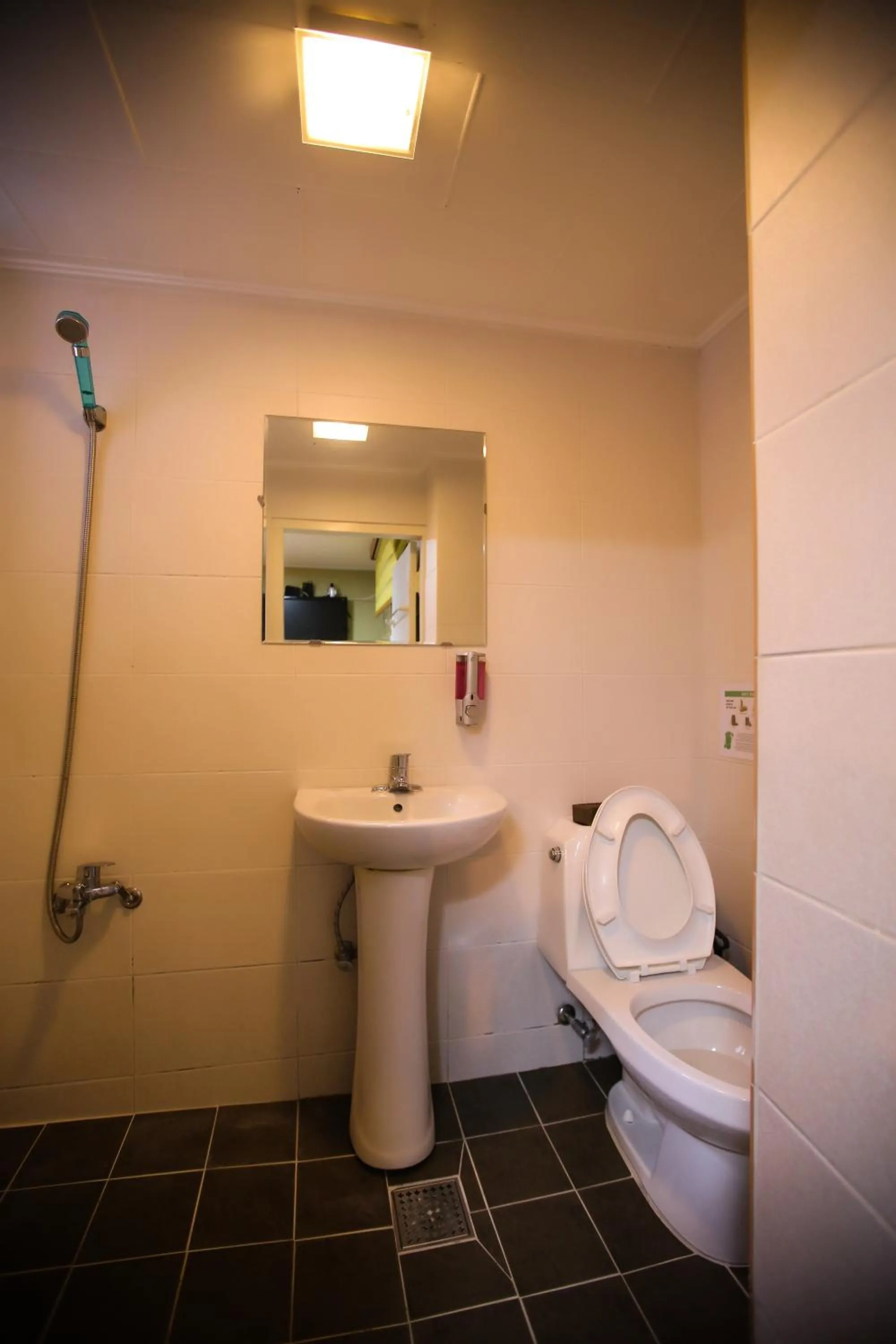 Bathroom in Korstay Guesthouse Seoul Station