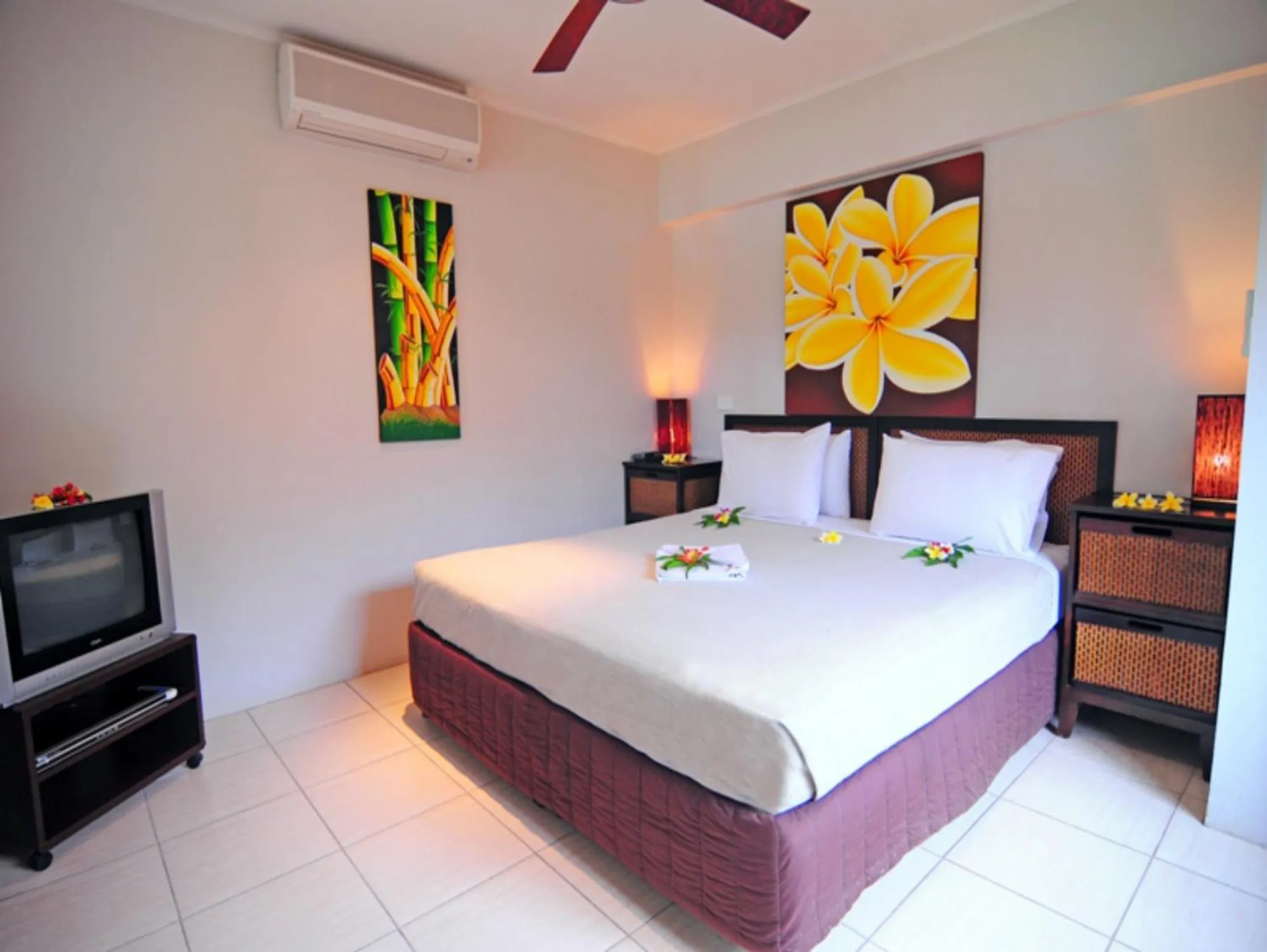 Bedroom, Bed in MG Cocomo Resort Vanuatu