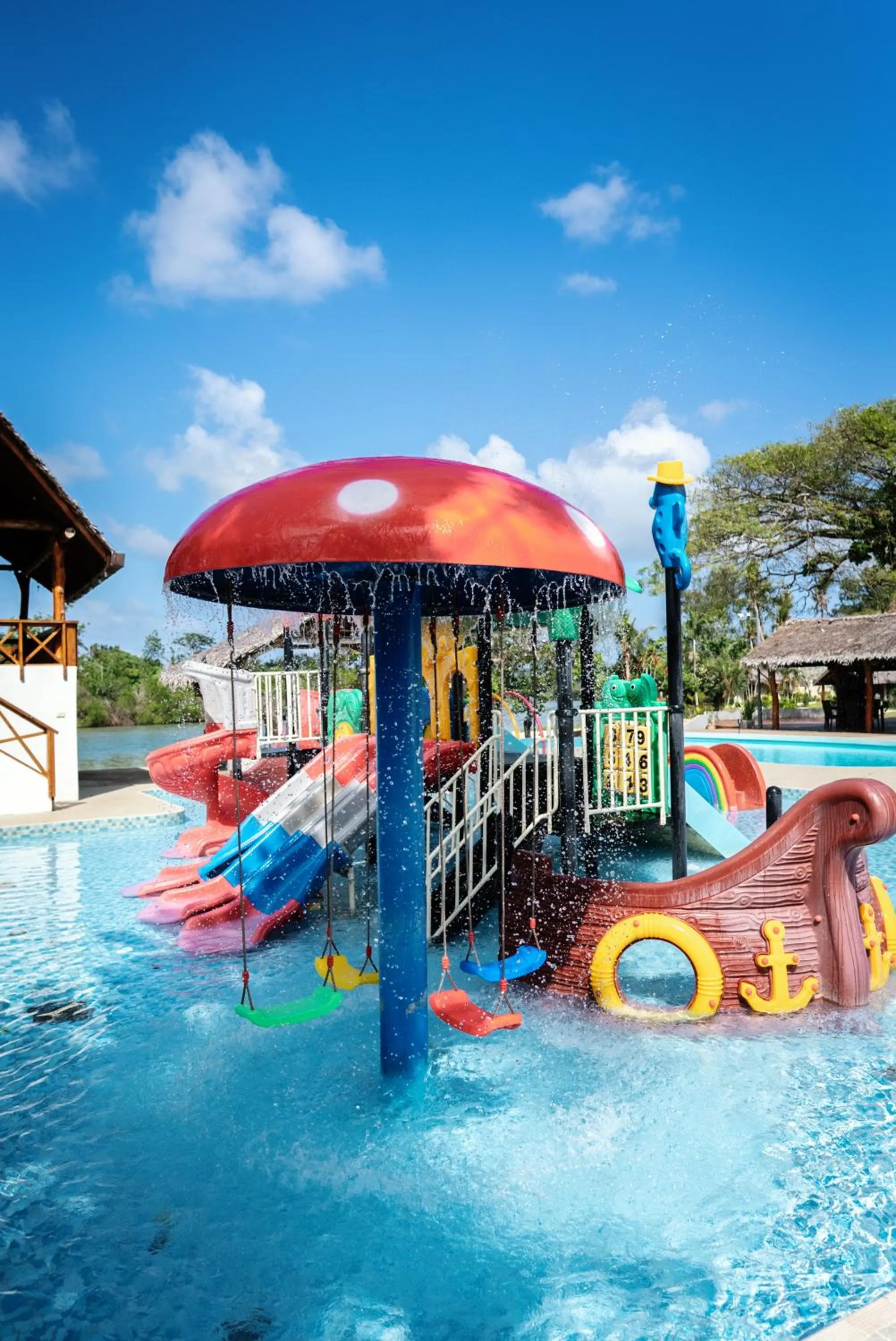 Swimming pool in MG Cocomo Resort Vanuatu