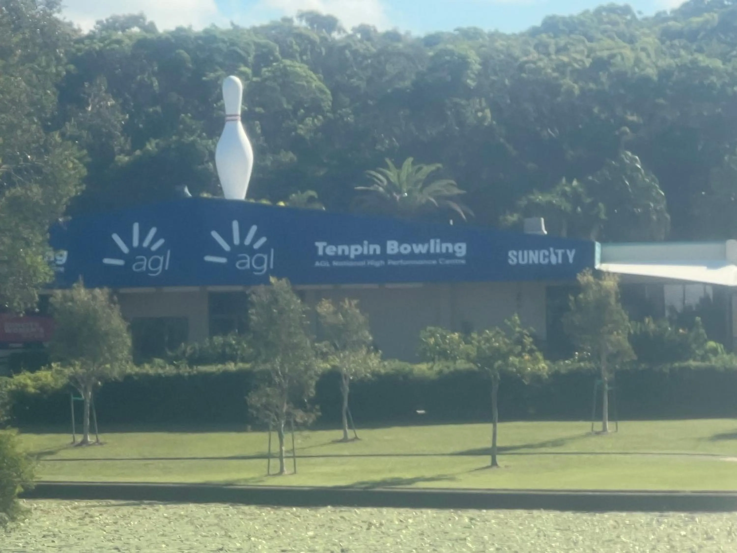 Bowling in Ocean Views - Top floor