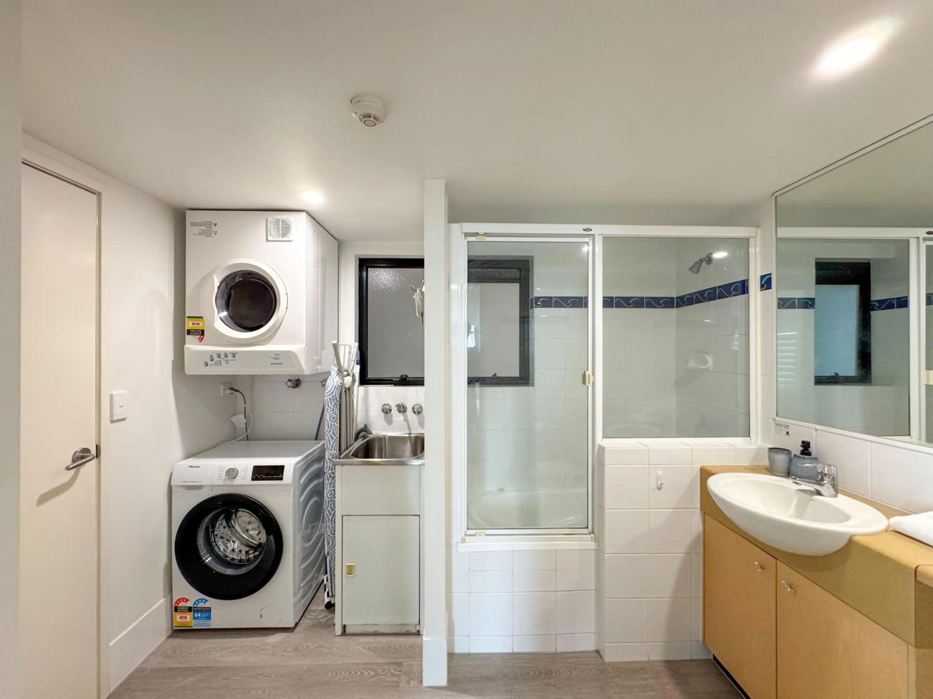 Bathroom in Ocean Views - Top floor