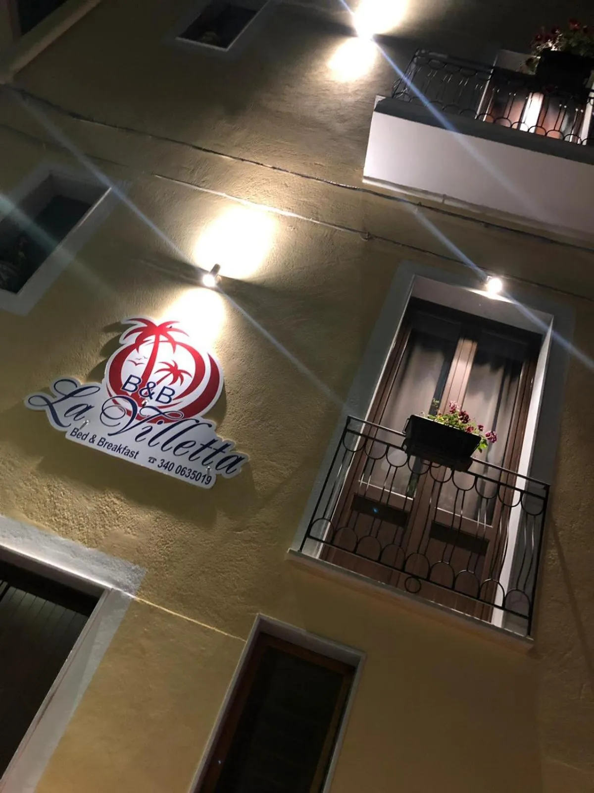 Property logo or sign in la Villetta