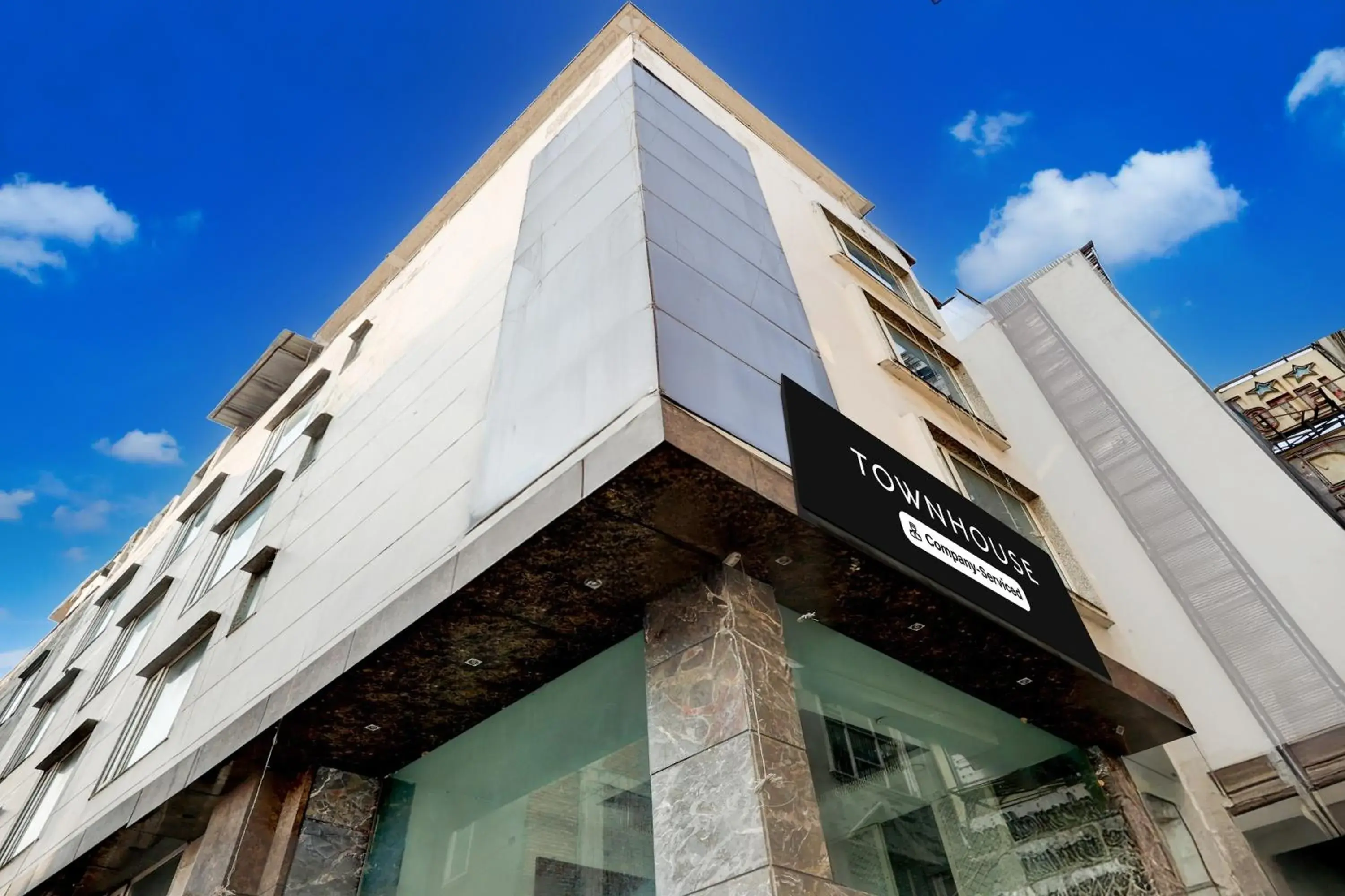 Facade/entrance in Super Townhouse Oak New Delhi Central Railway Junction Formerly Uppal International Facade/entrance in Super Townhouse Oak New Delhi Central Railway Junction Formerly Uppal International