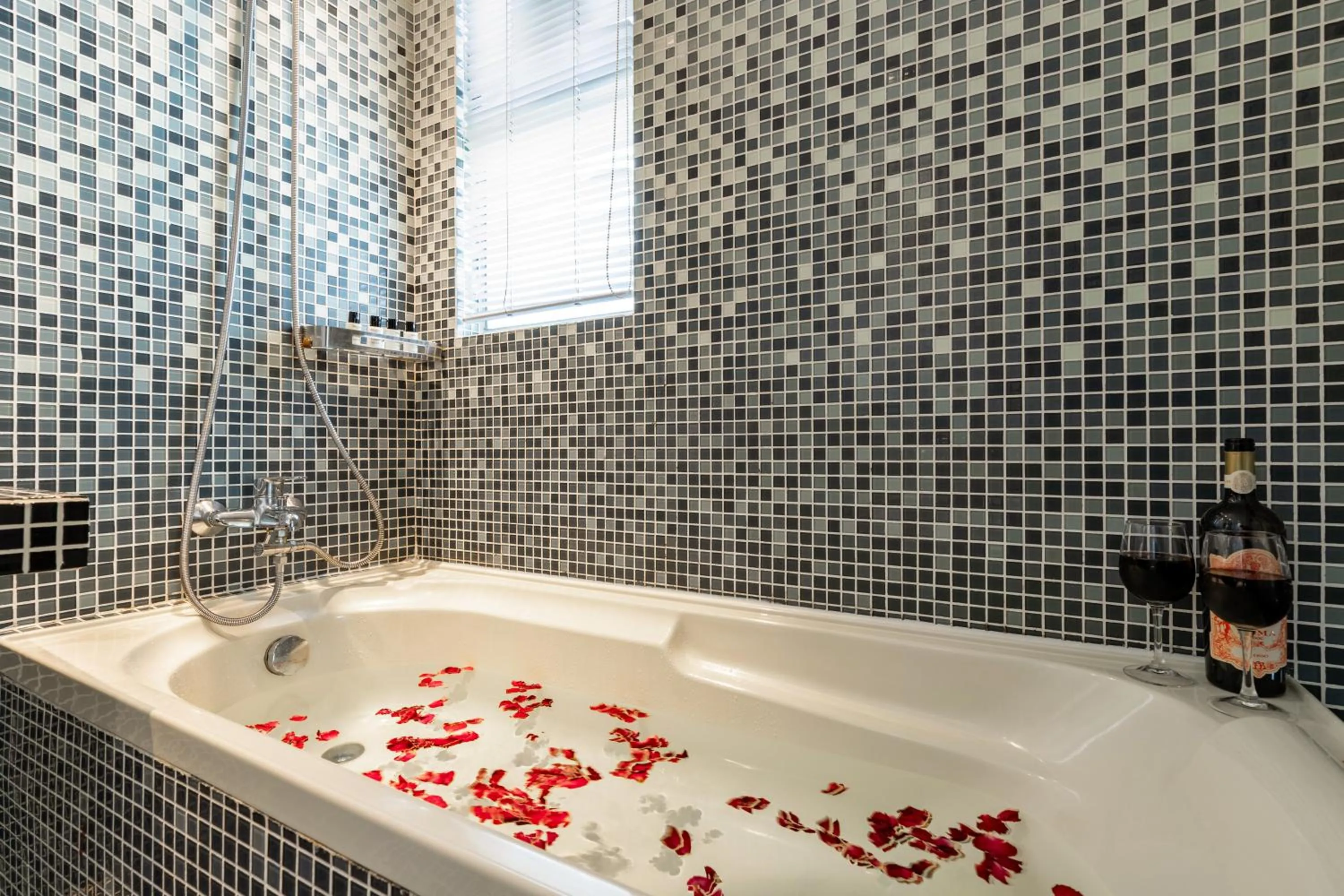 Bath in Shenzhen No'6 Garden Villa