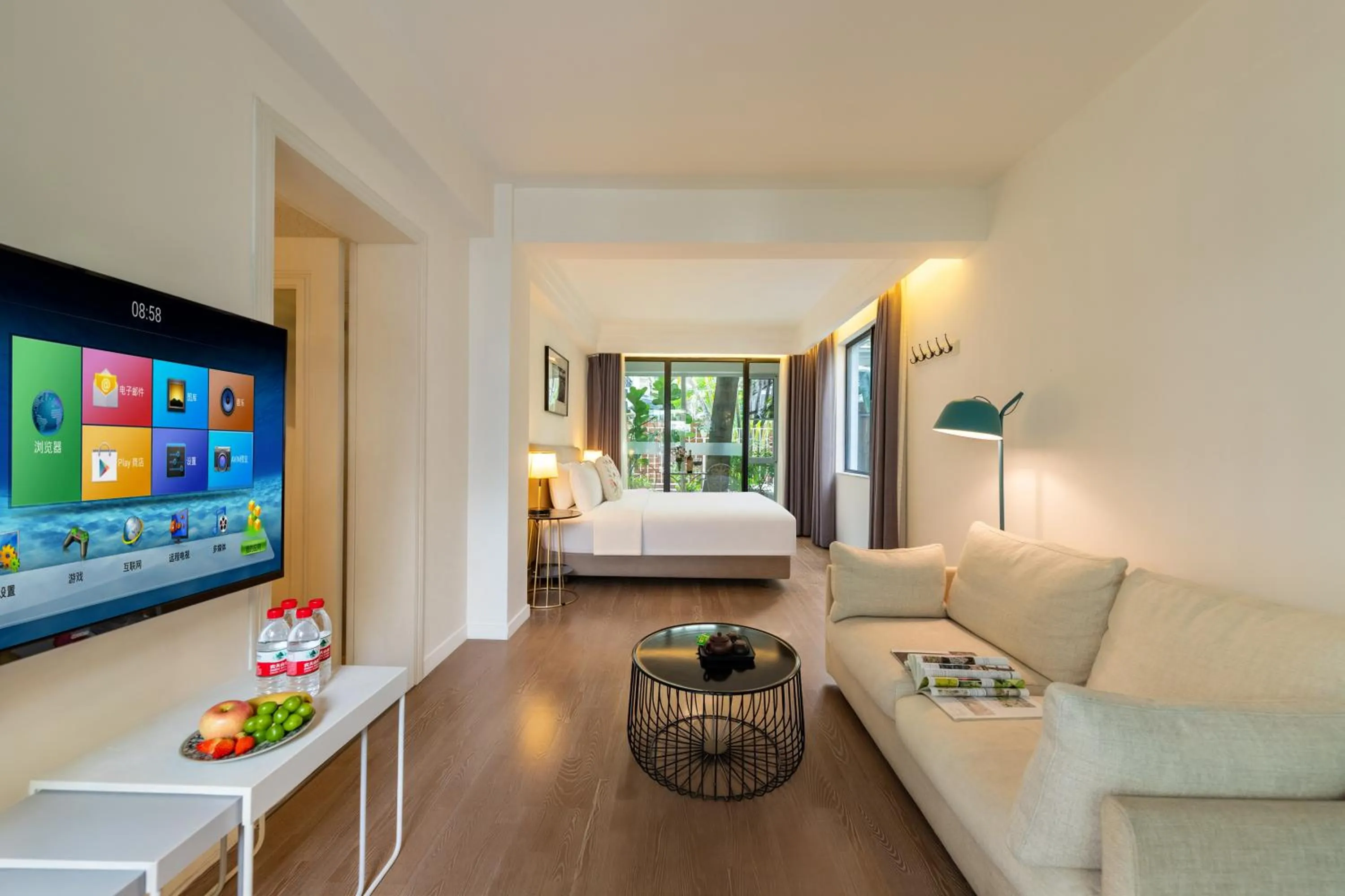 Photo of the whole room, Bed in Shenzhen No'6 Garden Villa