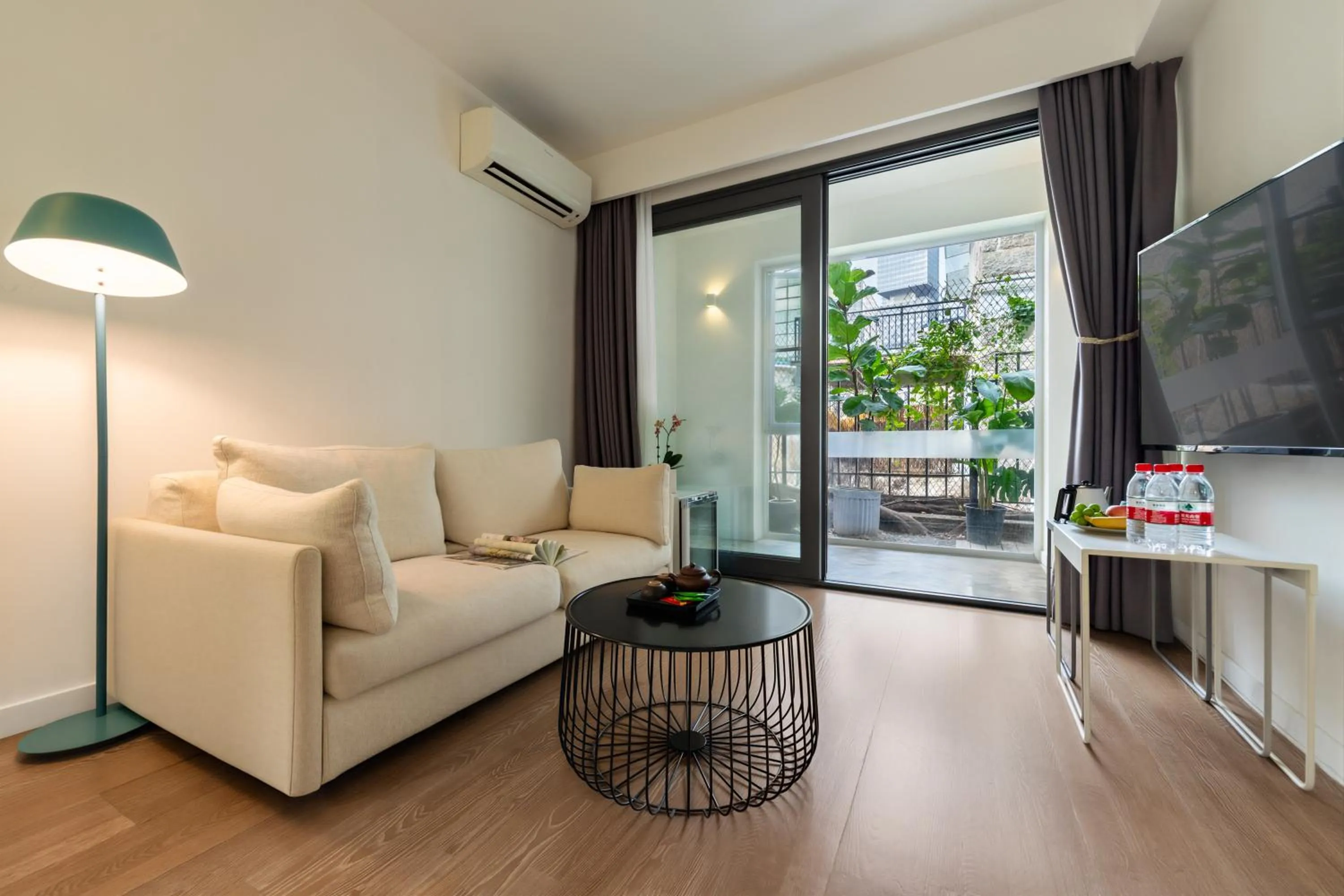 Seating area in Shenzhen No'6 Garden Villa