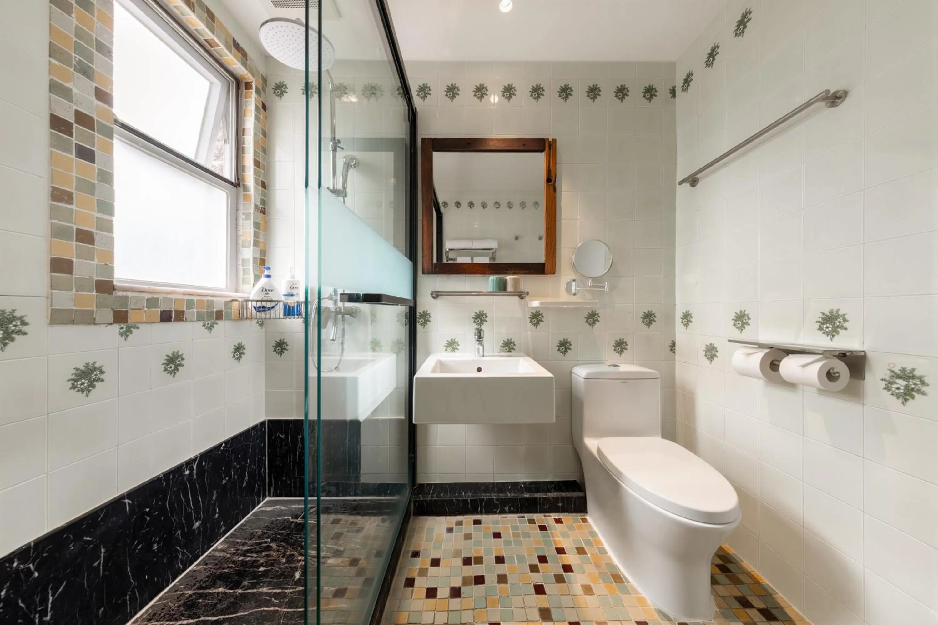 Toilet in Shenzhen No'6 Garden Villa