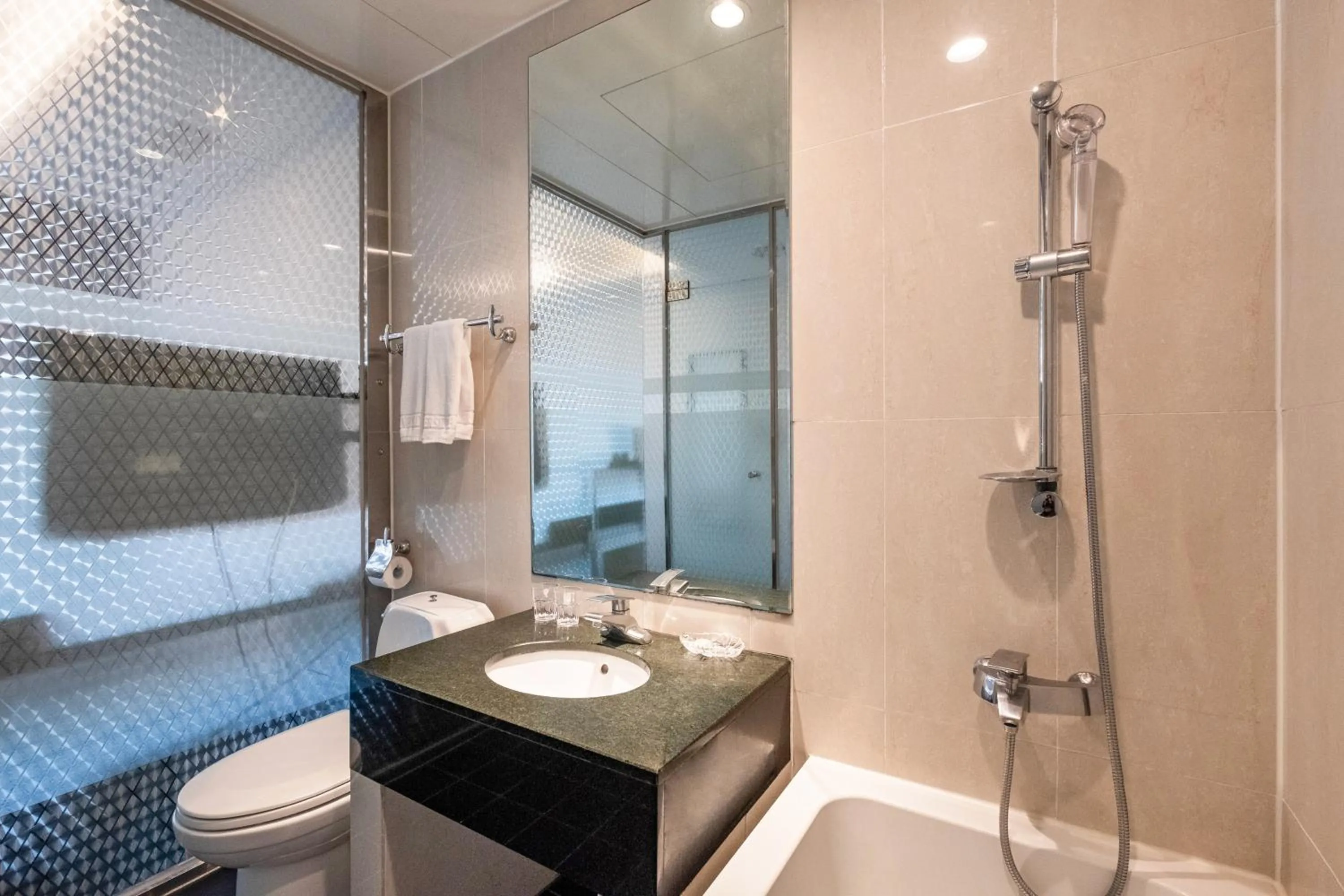 Bathroom in The Riverside Hotel