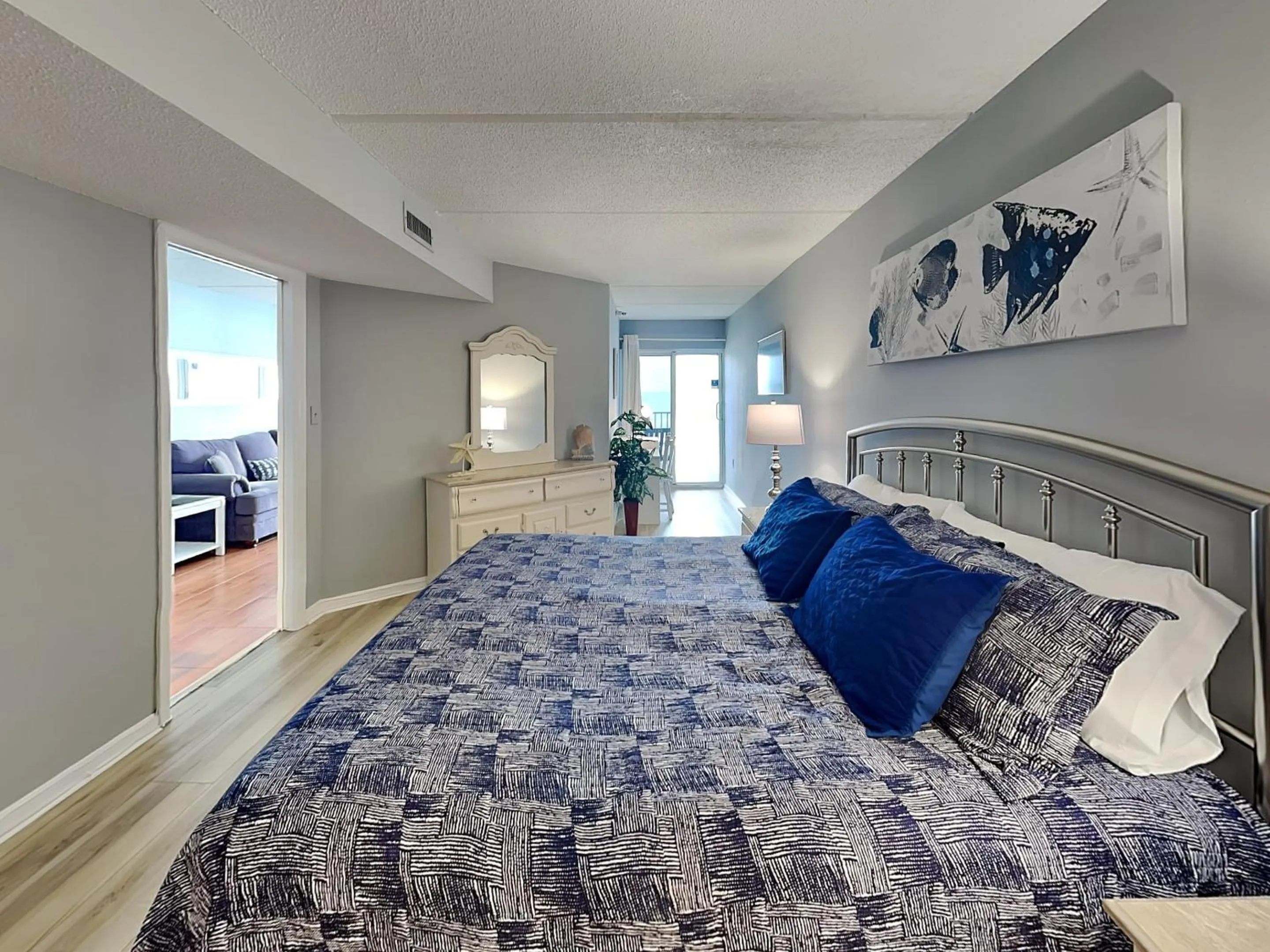 Bed in Jacksonville Beachdrifter 406