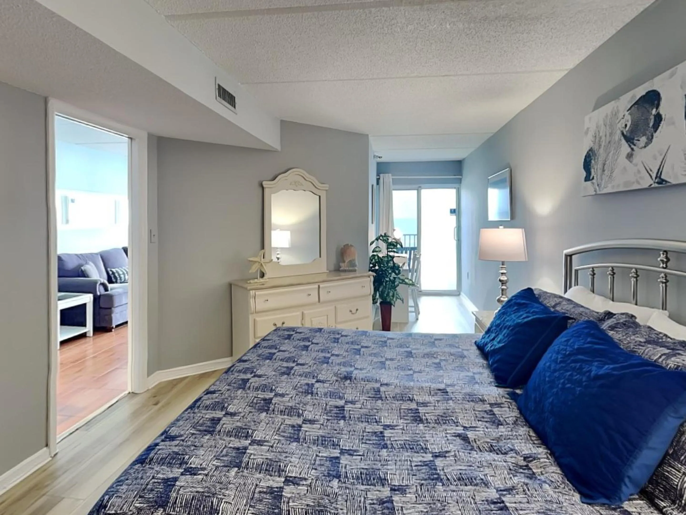 Bed in Jacksonville Beachdrifter 406