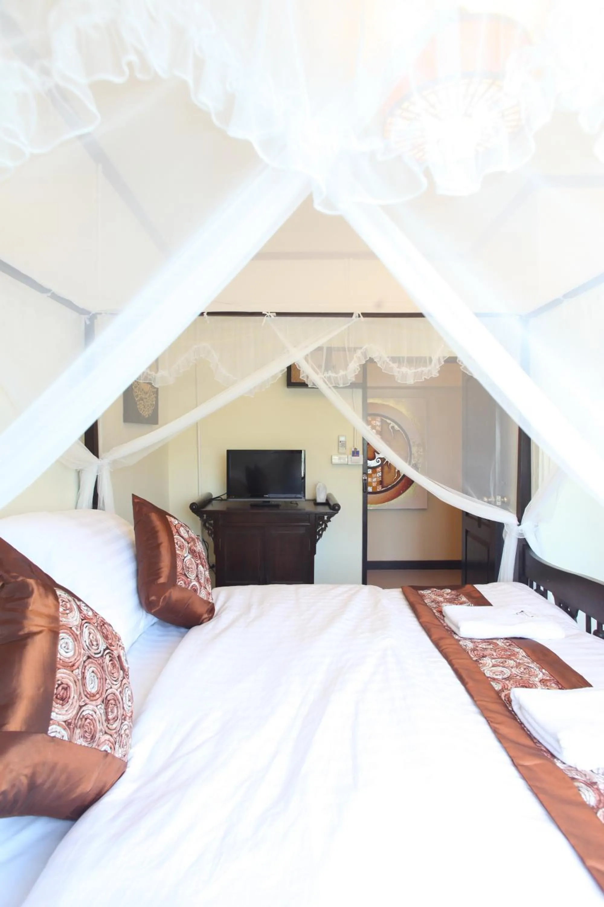 Bedroom, Bed in Kongkam House