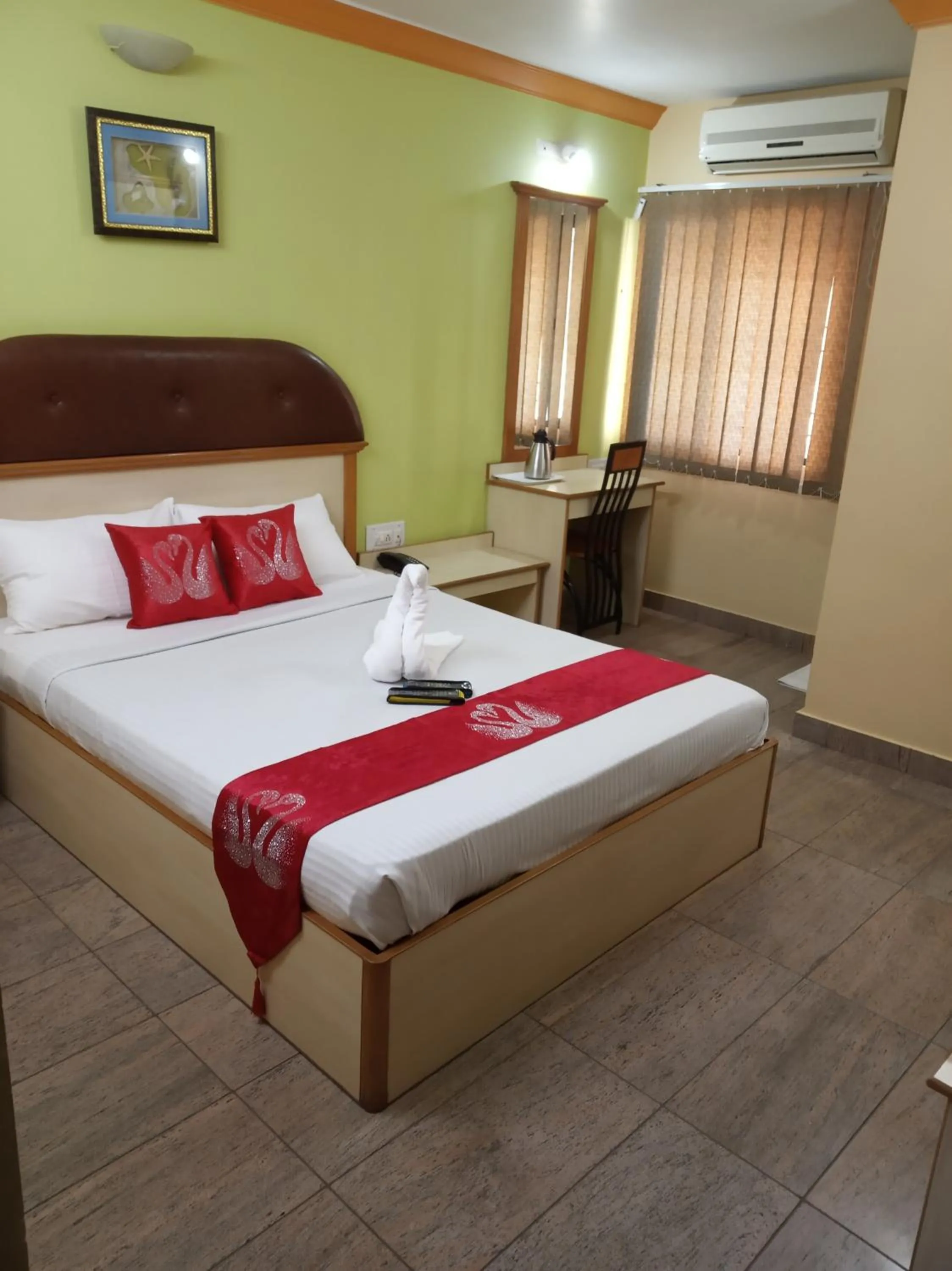 Bed in Kingston Palace