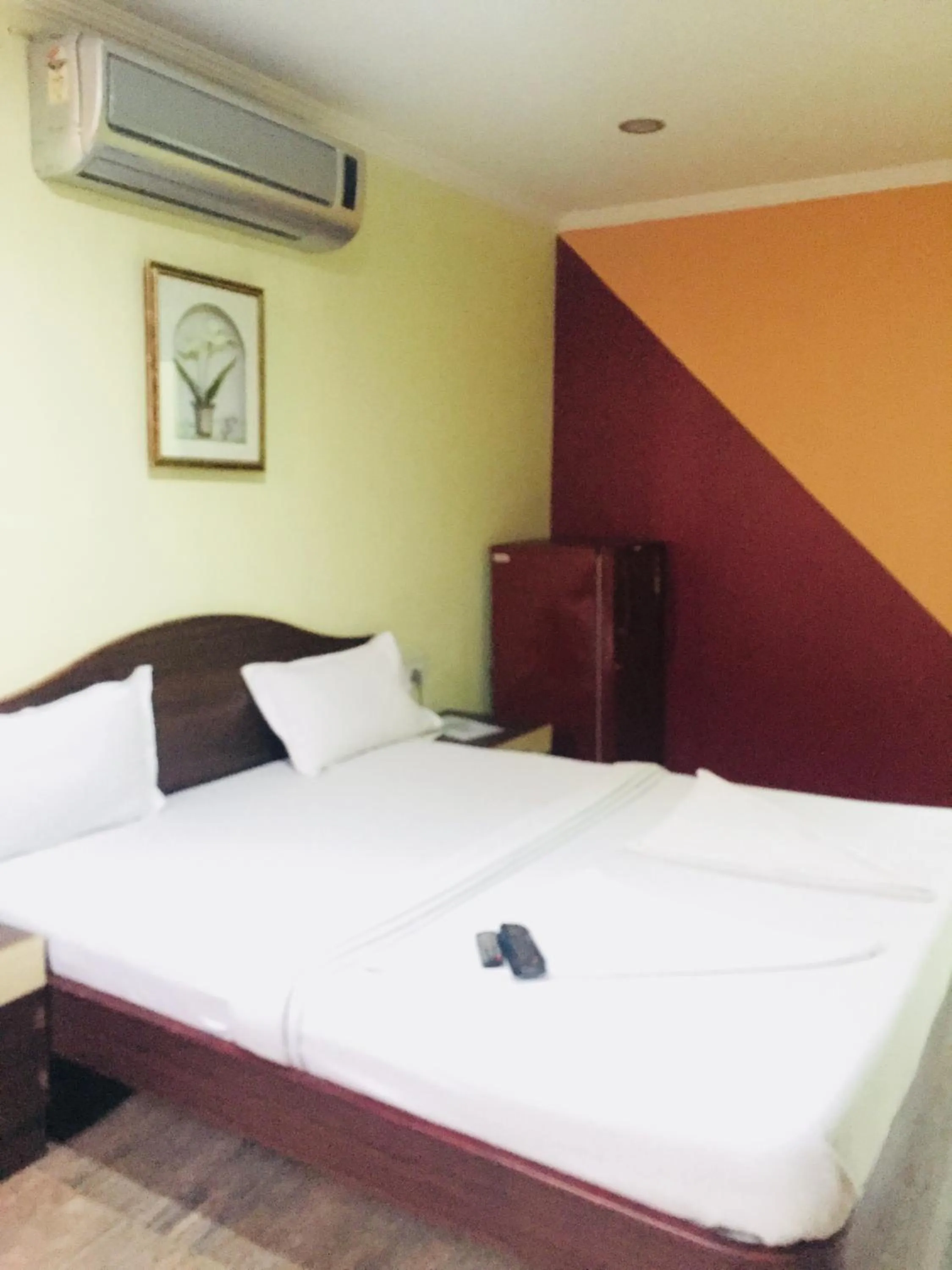 Bed in Kingston Palace