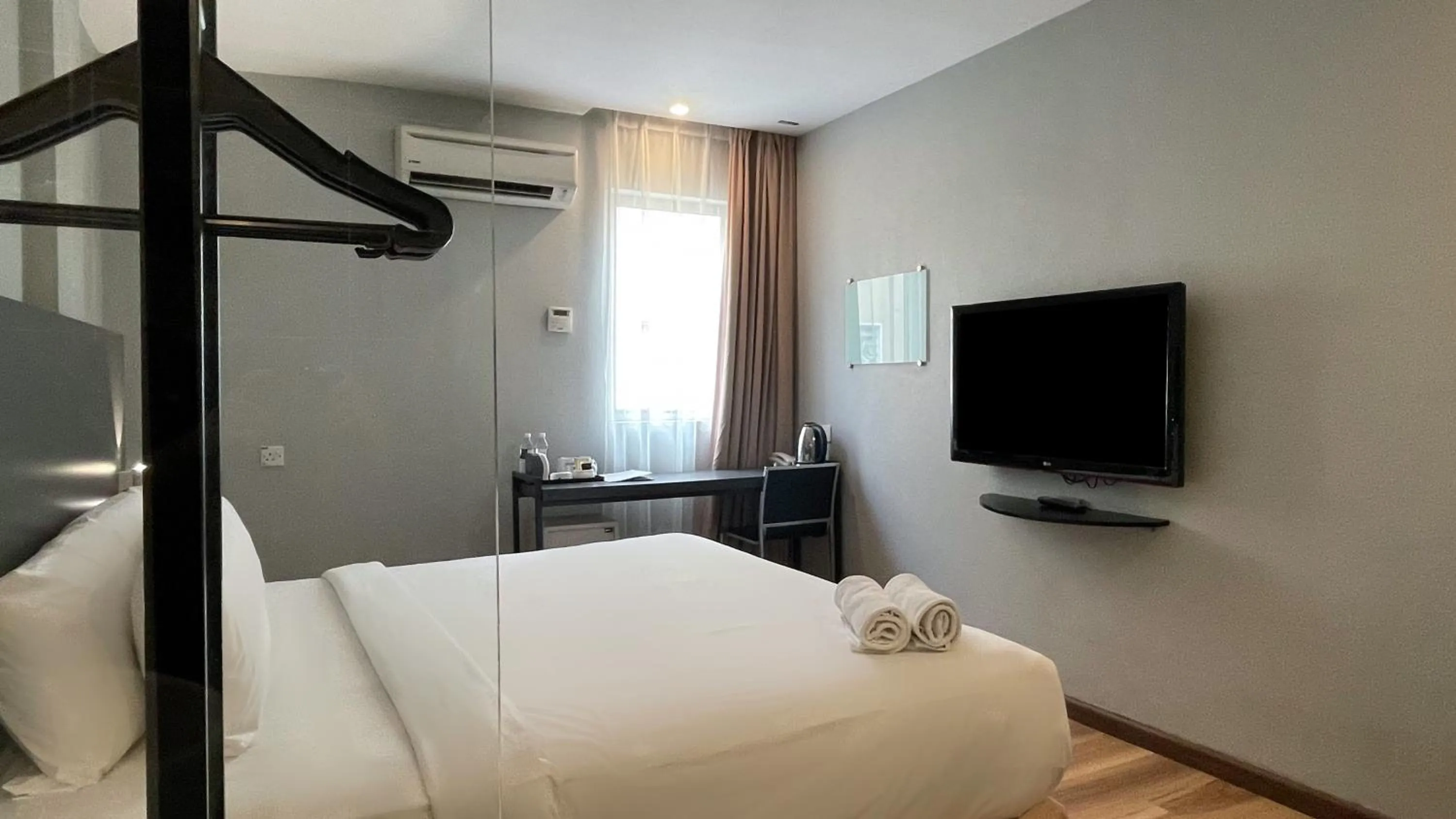 Bed in The Leverage Business Hotel - Rawang