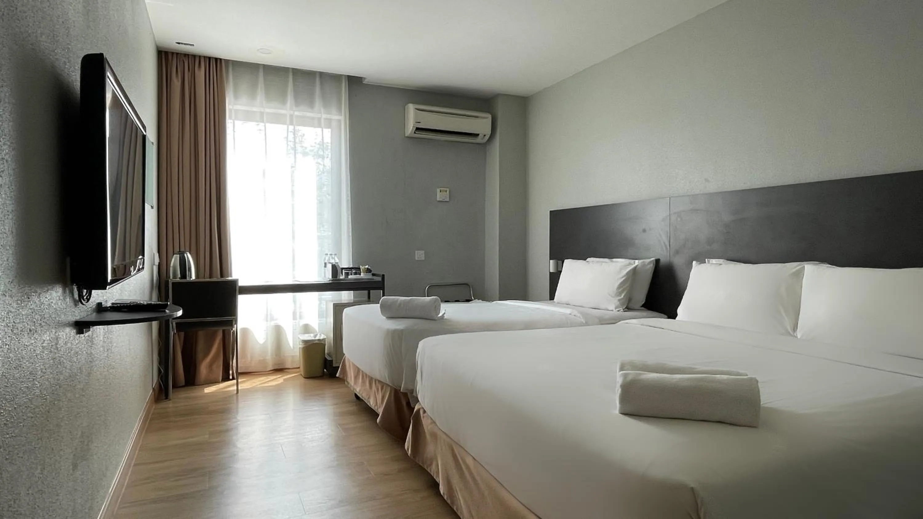 Bed in The Leverage Business Hotel - Rawang