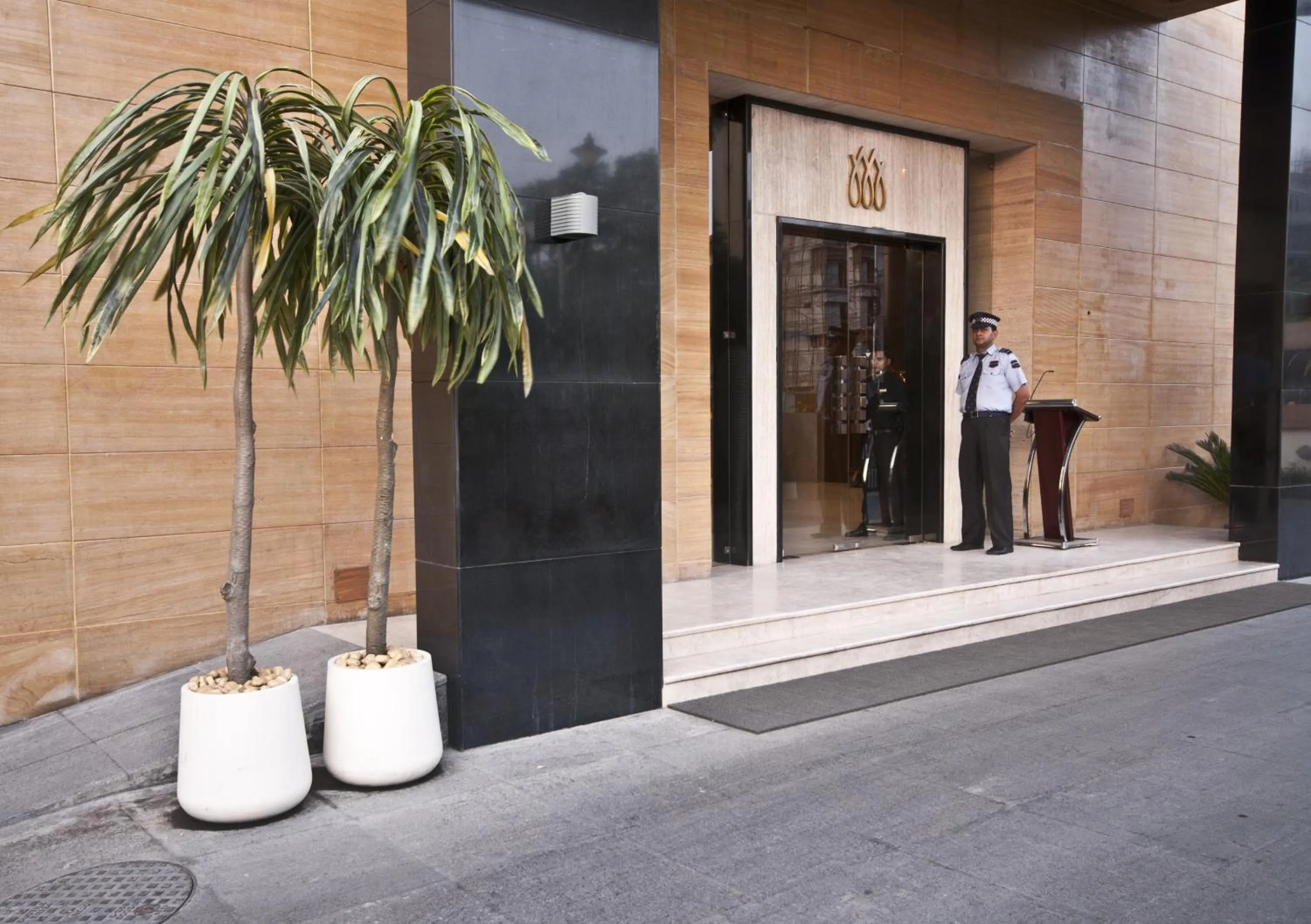 Facade/entrance in Monotel