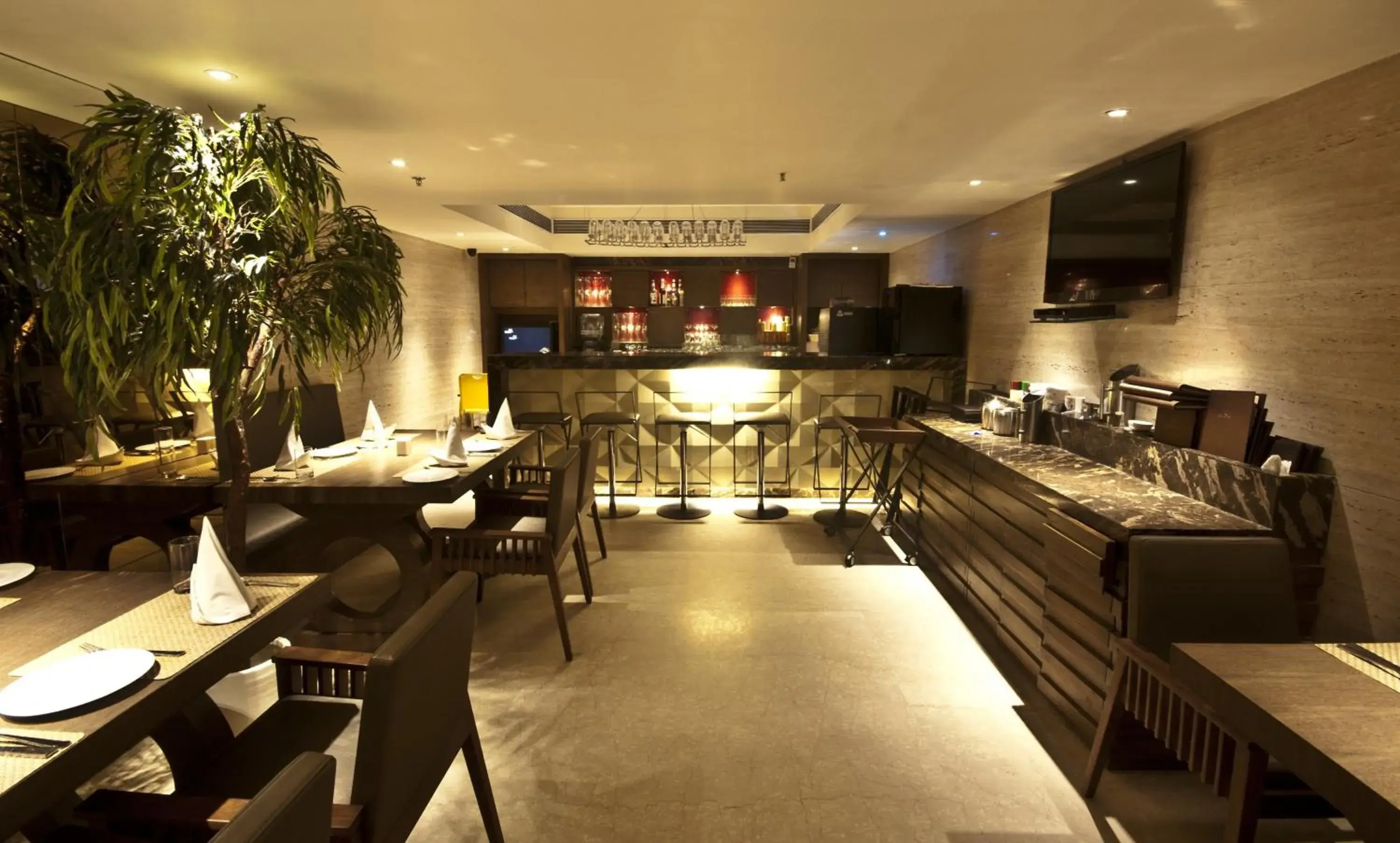 Restaurant/places to eat in Monotel Restaurant/places to eat in Monotel