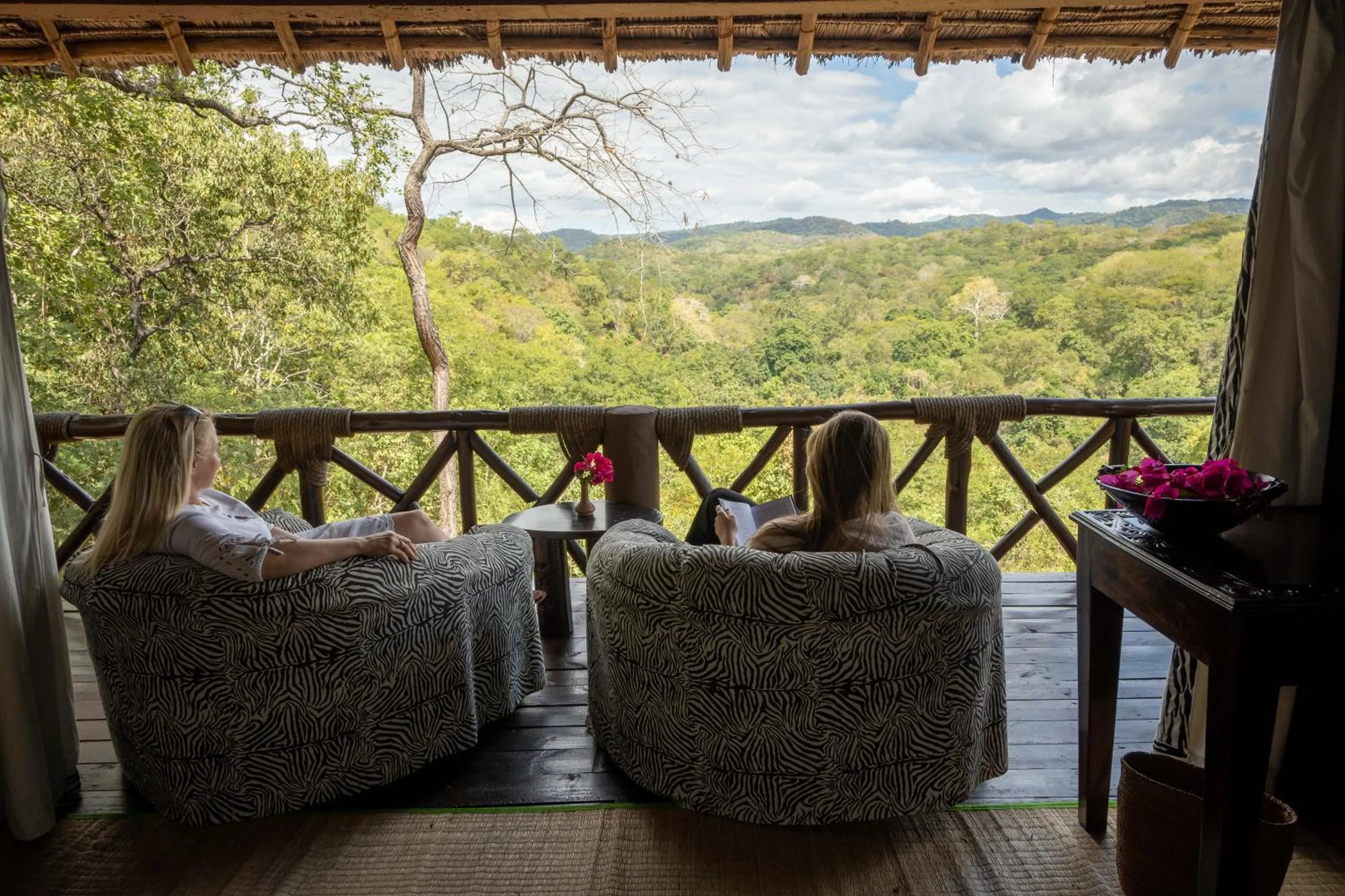 Balcony/Terrace in Sable Mountain Lodge, A Tent with a View Safaris