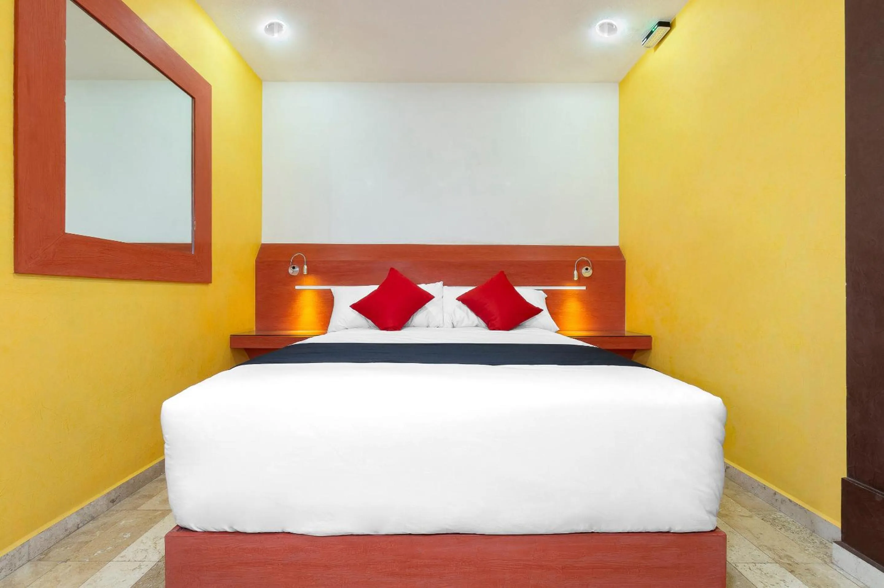 Bedroom, Bed in Capital O Df Inn, Ciudad de Mexico