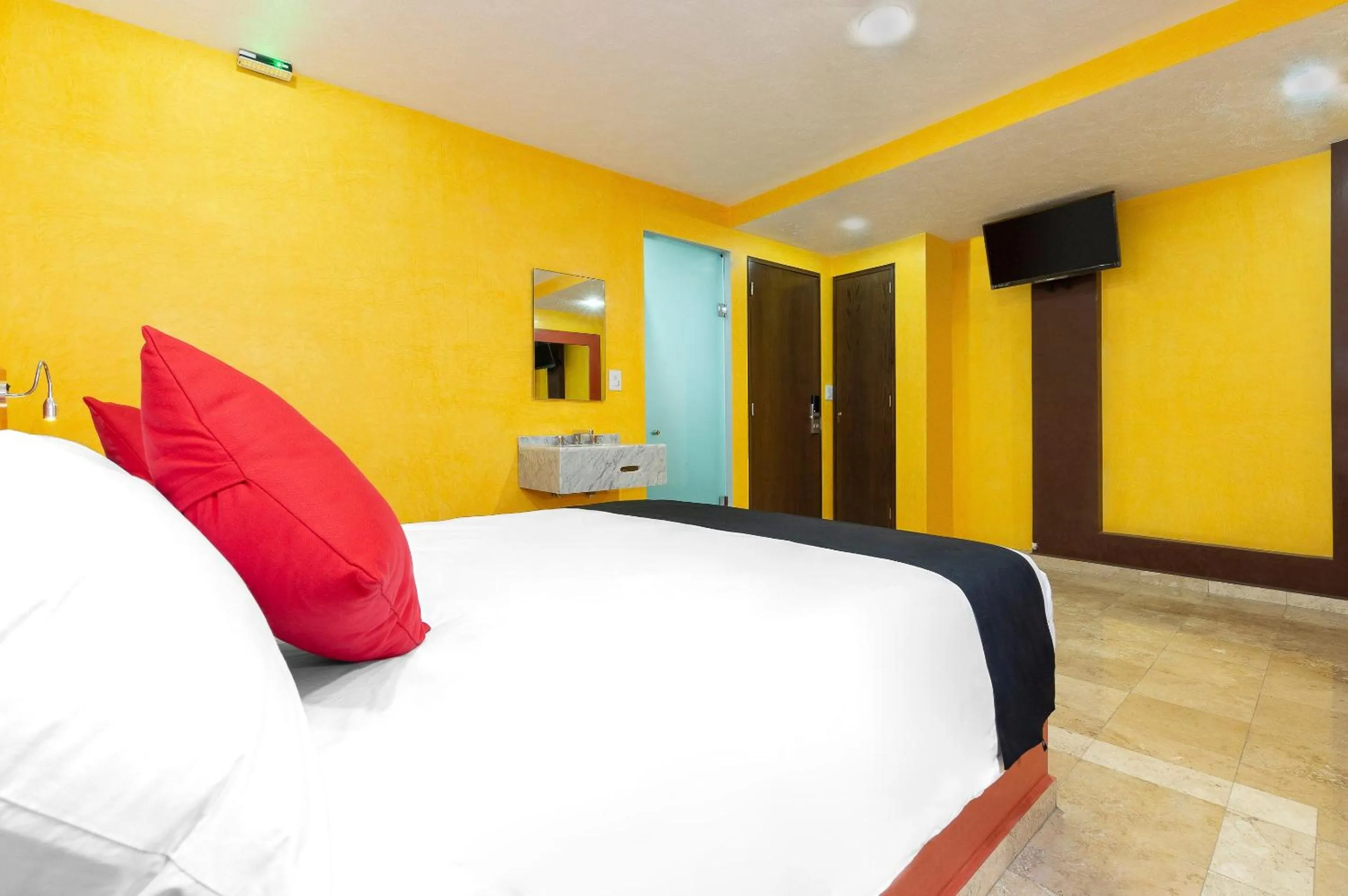 Bedroom, Bed in Capital O Df Inn, Ciudad de Mexico