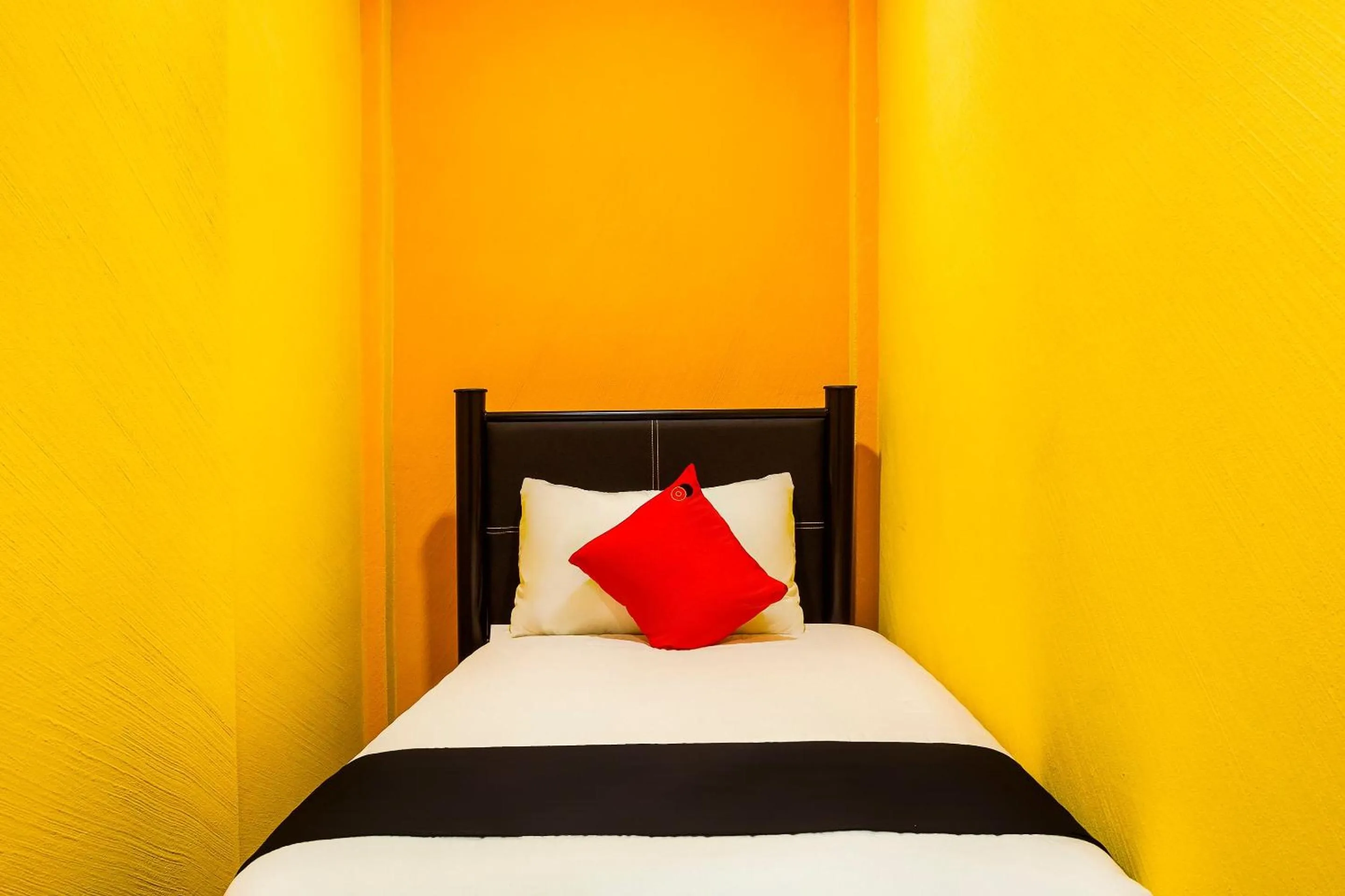 Bedroom, Bed in Capital O Df Inn, Ciudad de Mexico