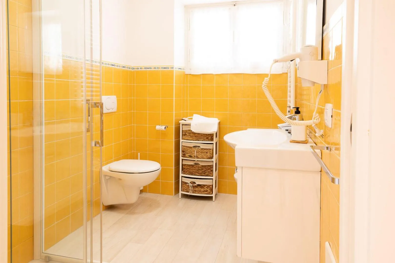 Shower in Residenza Le Logge
