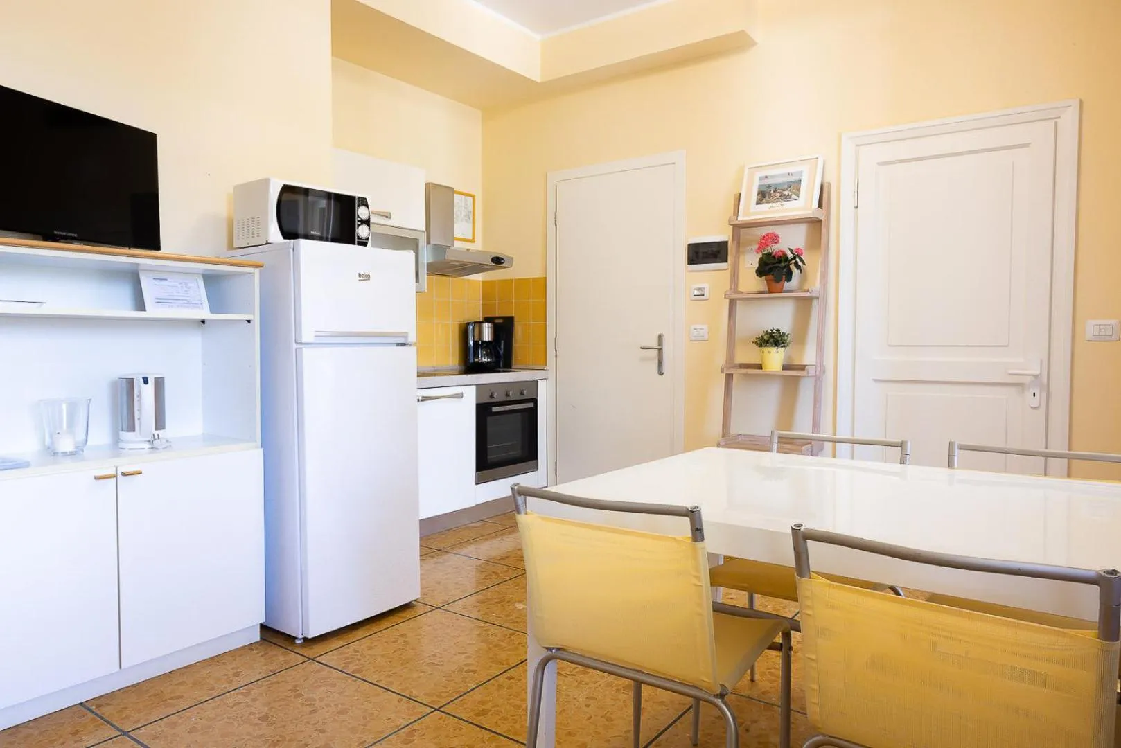 TV and multimedia in Residenza Le Logge