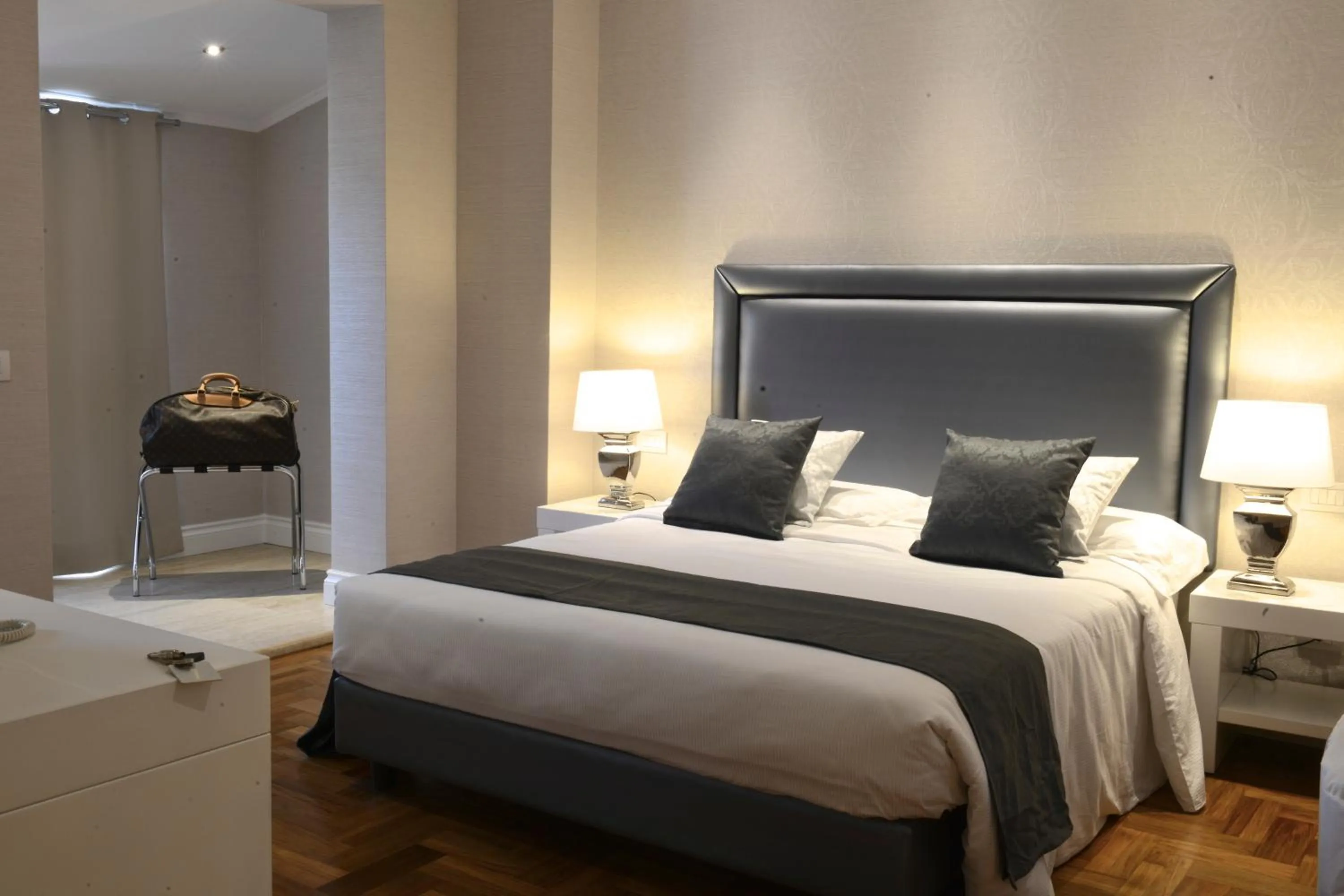 Bed in La Villetta Suite