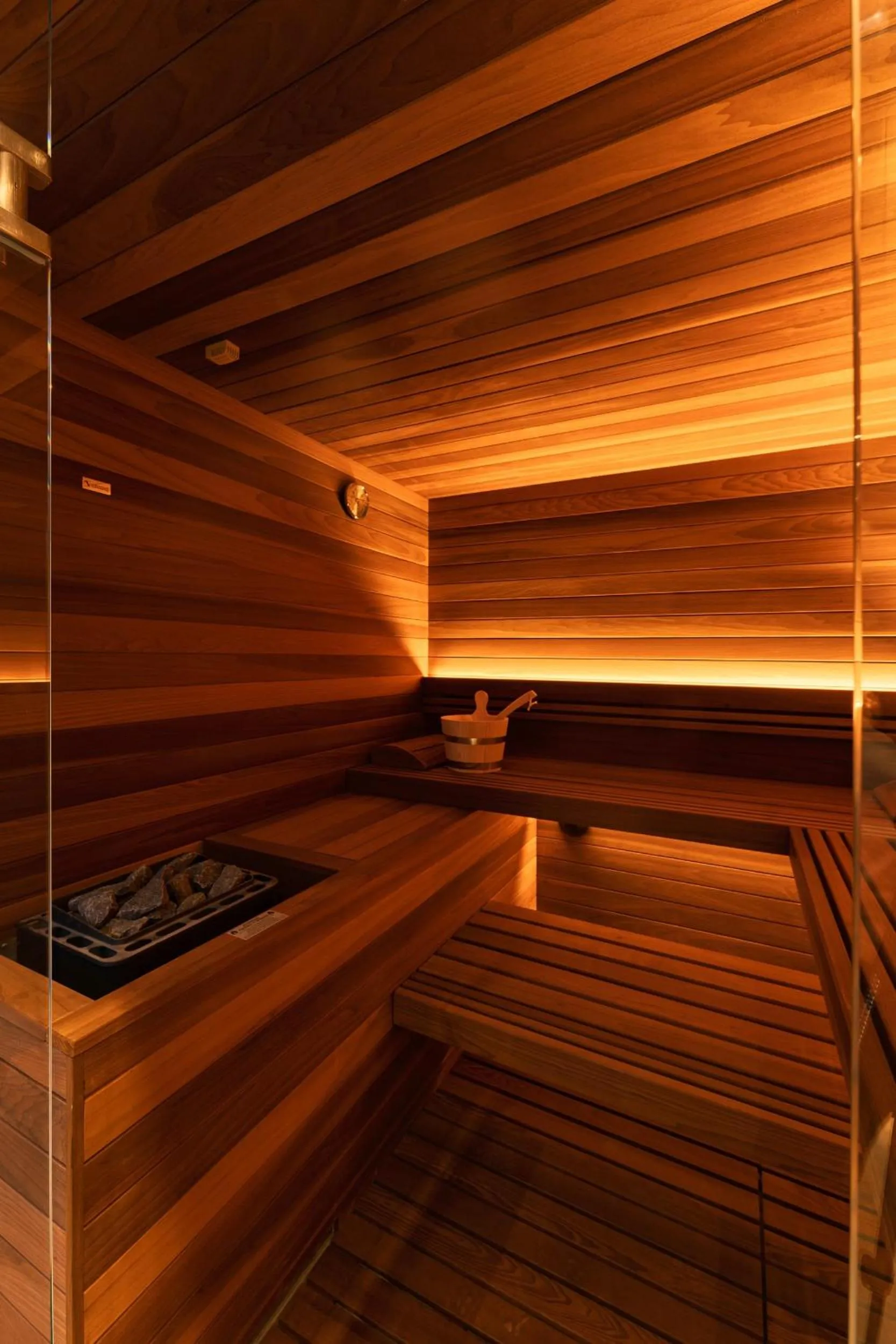 Massage in La Villetta Suite