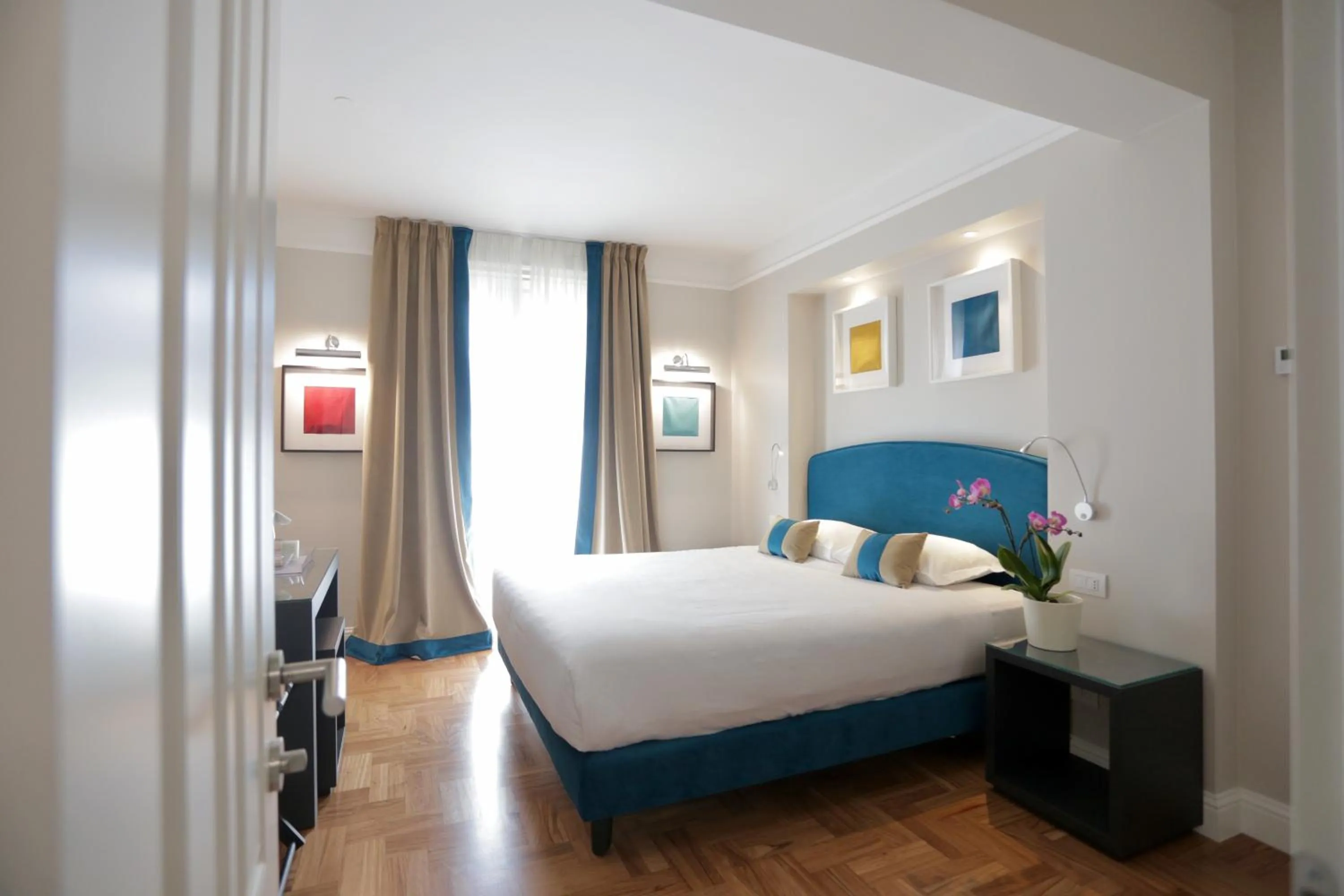 Bedroom, Bed in La Villetta Suite