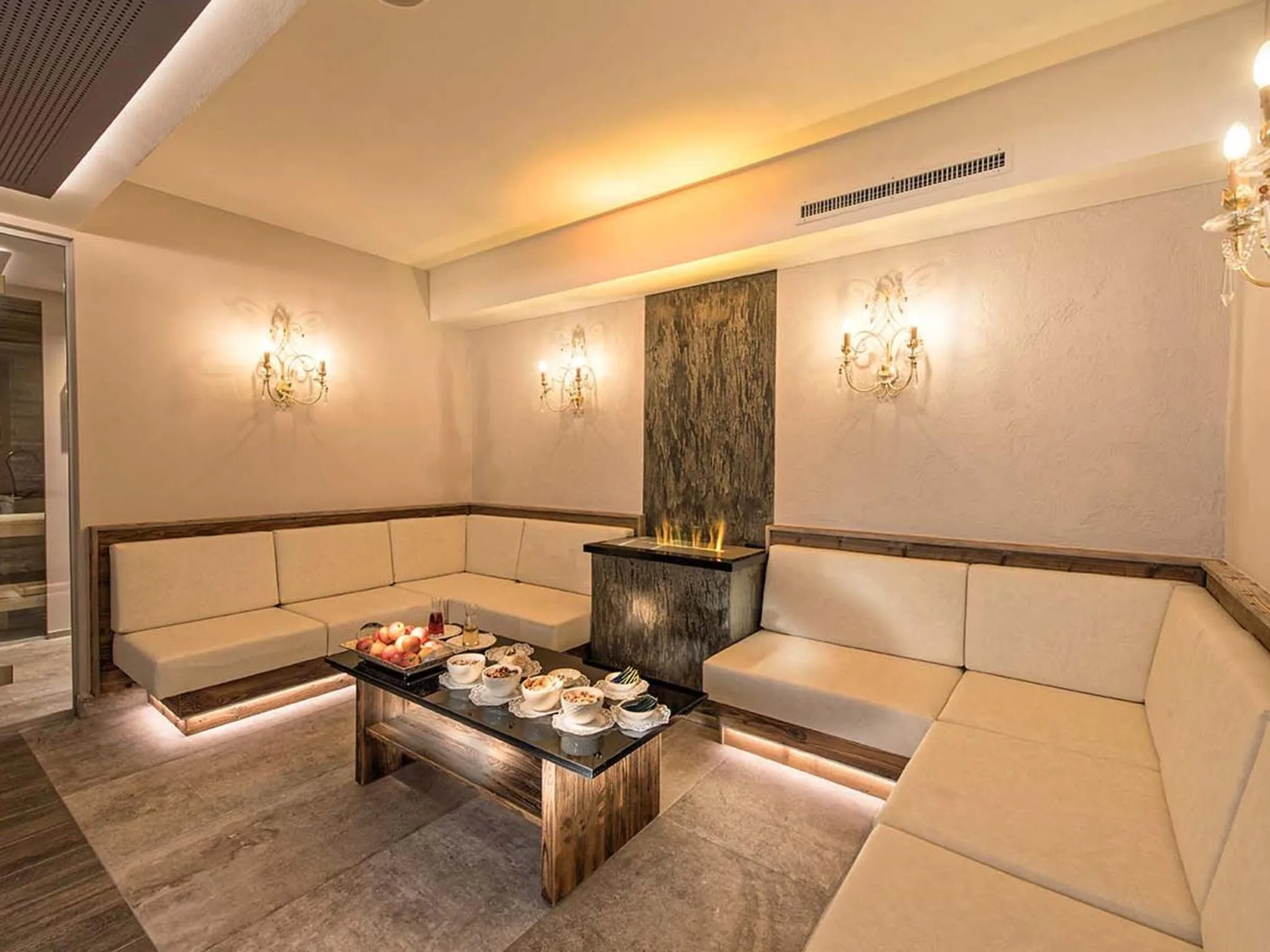 Seating area in Hotel Universo