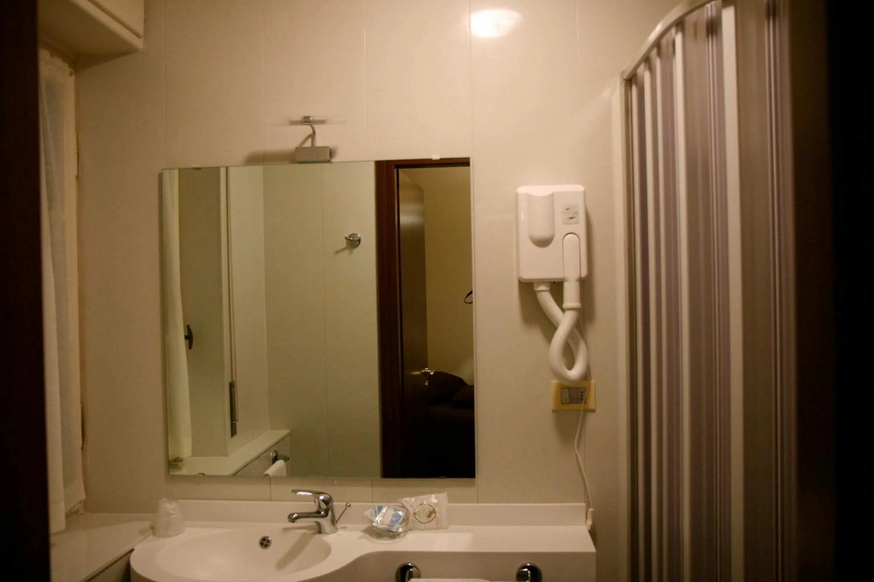 Bathroom in Hotel Gabbiano