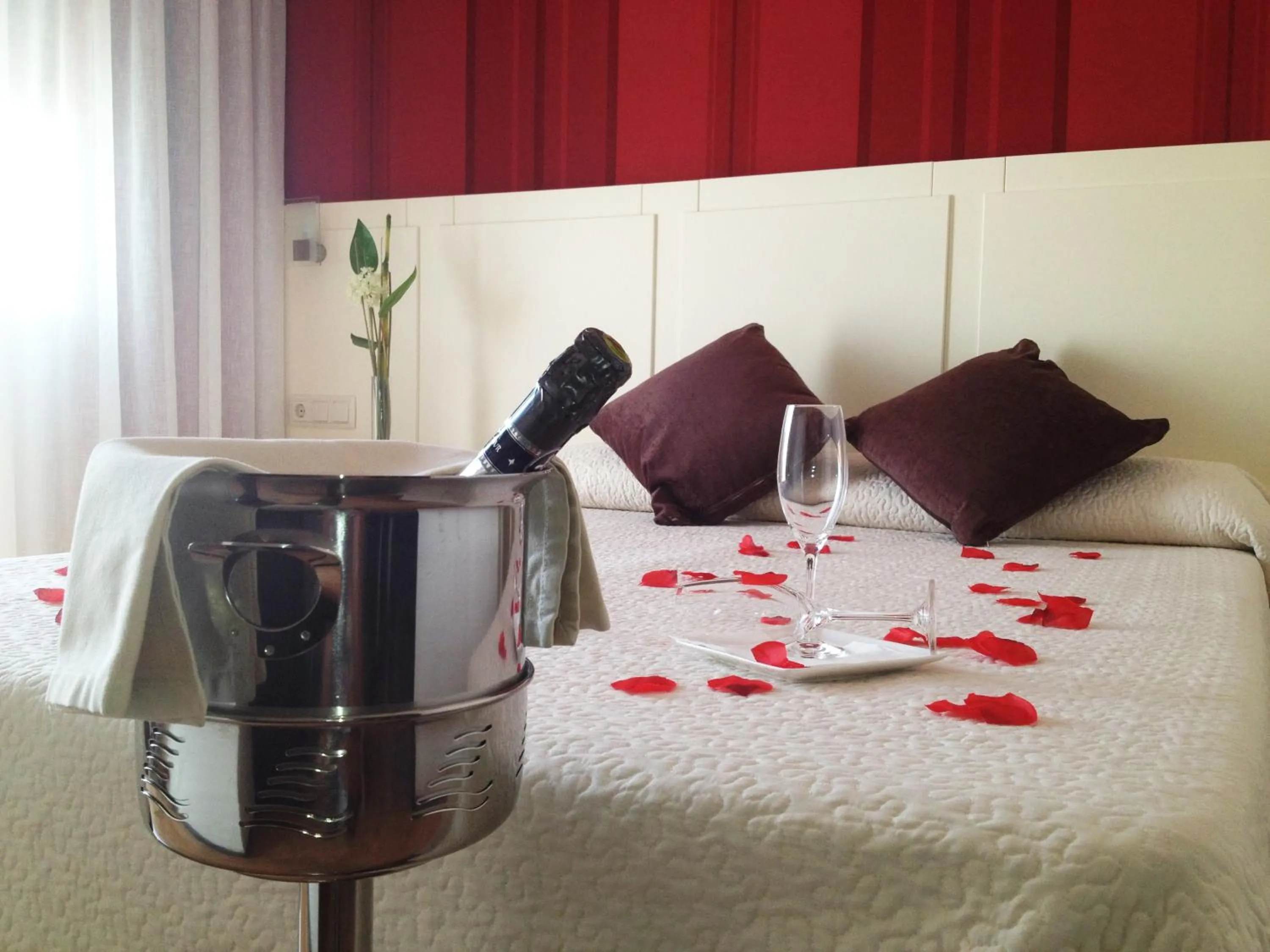 Decorative detail, Bed in Hotel La Bastida