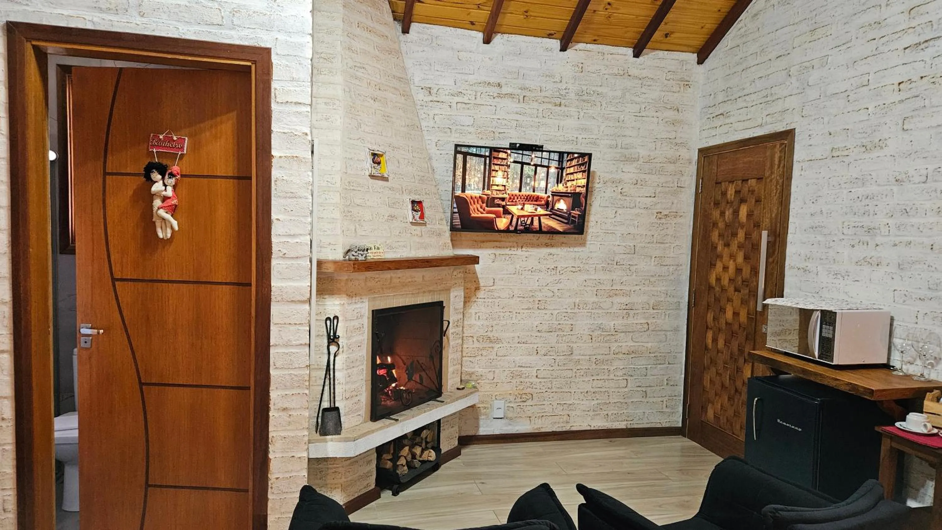 Dining area in Chalé Gosto da Roça