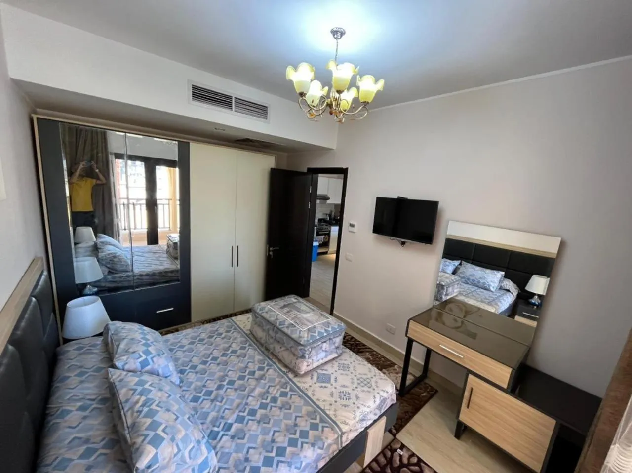 Bed in AlDau Heights Apartments