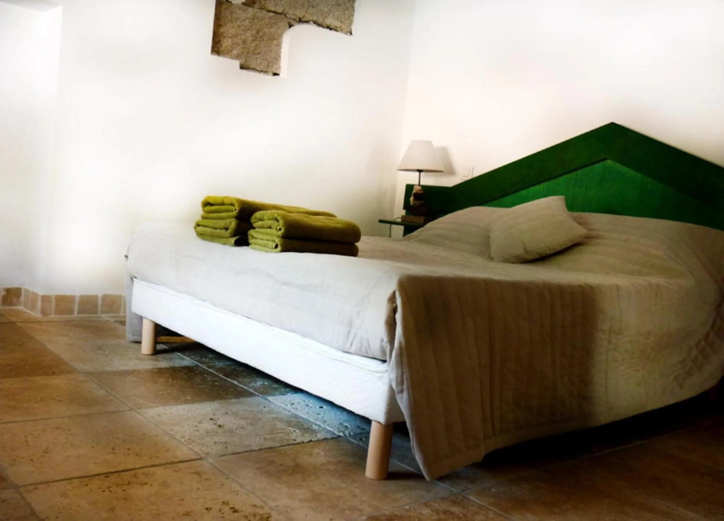 View (from property/room), Bed in Aux Bords du Temps