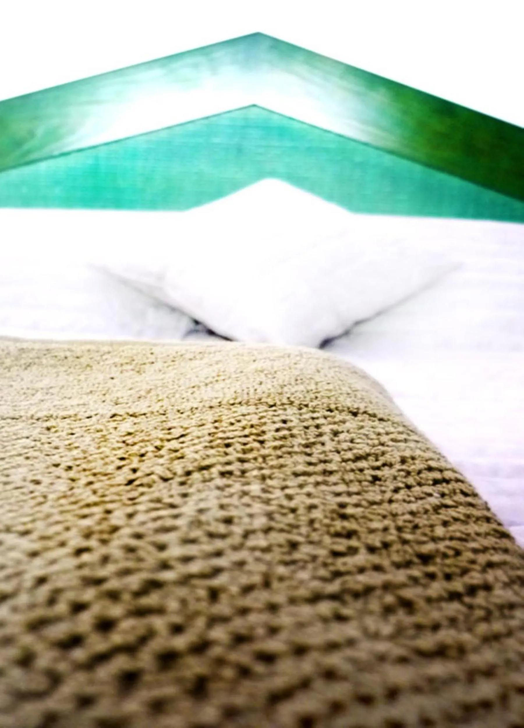 Other, Bed in Aux Bords du Temps