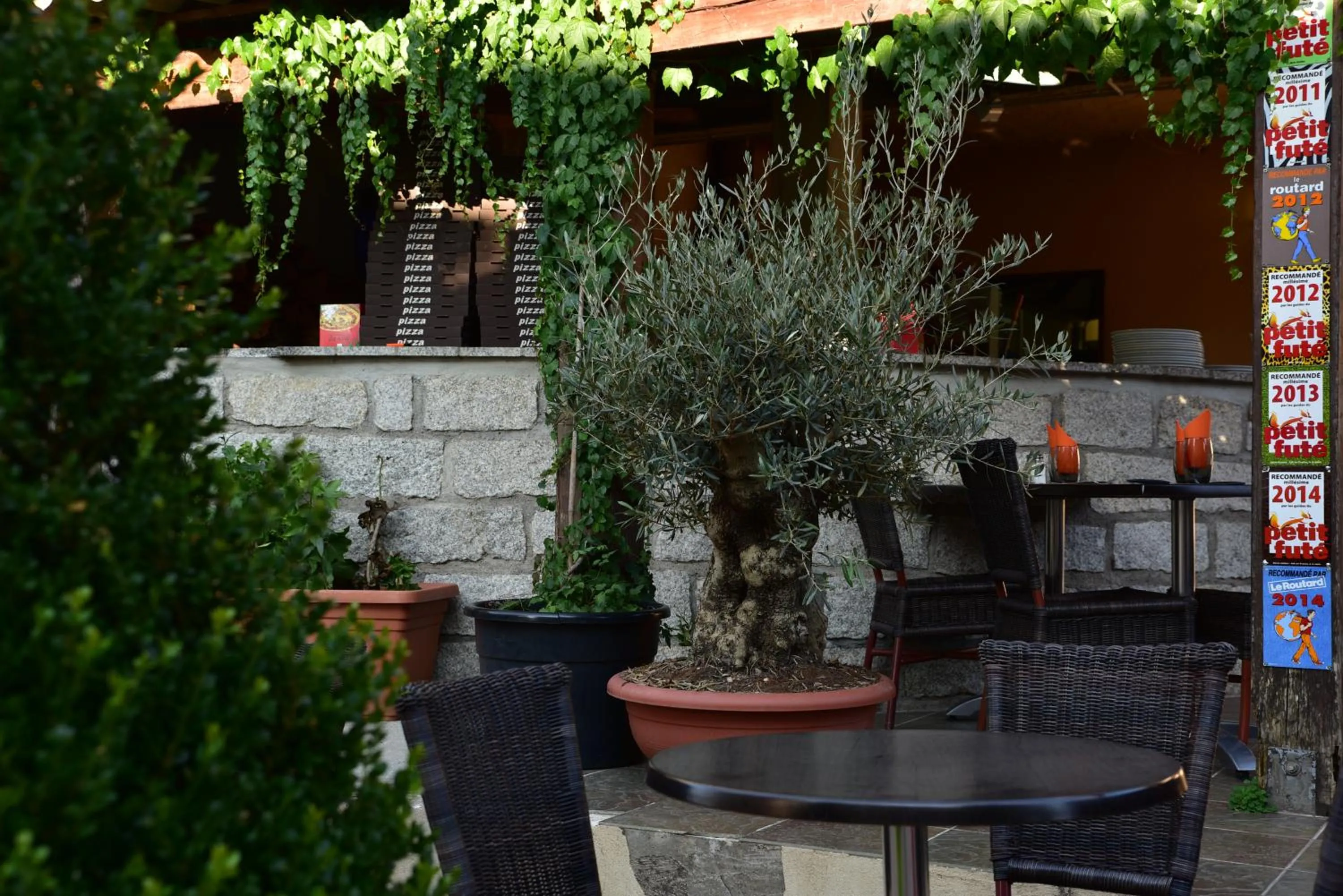 Restaurant/places to eat in Aux Bords du Temps