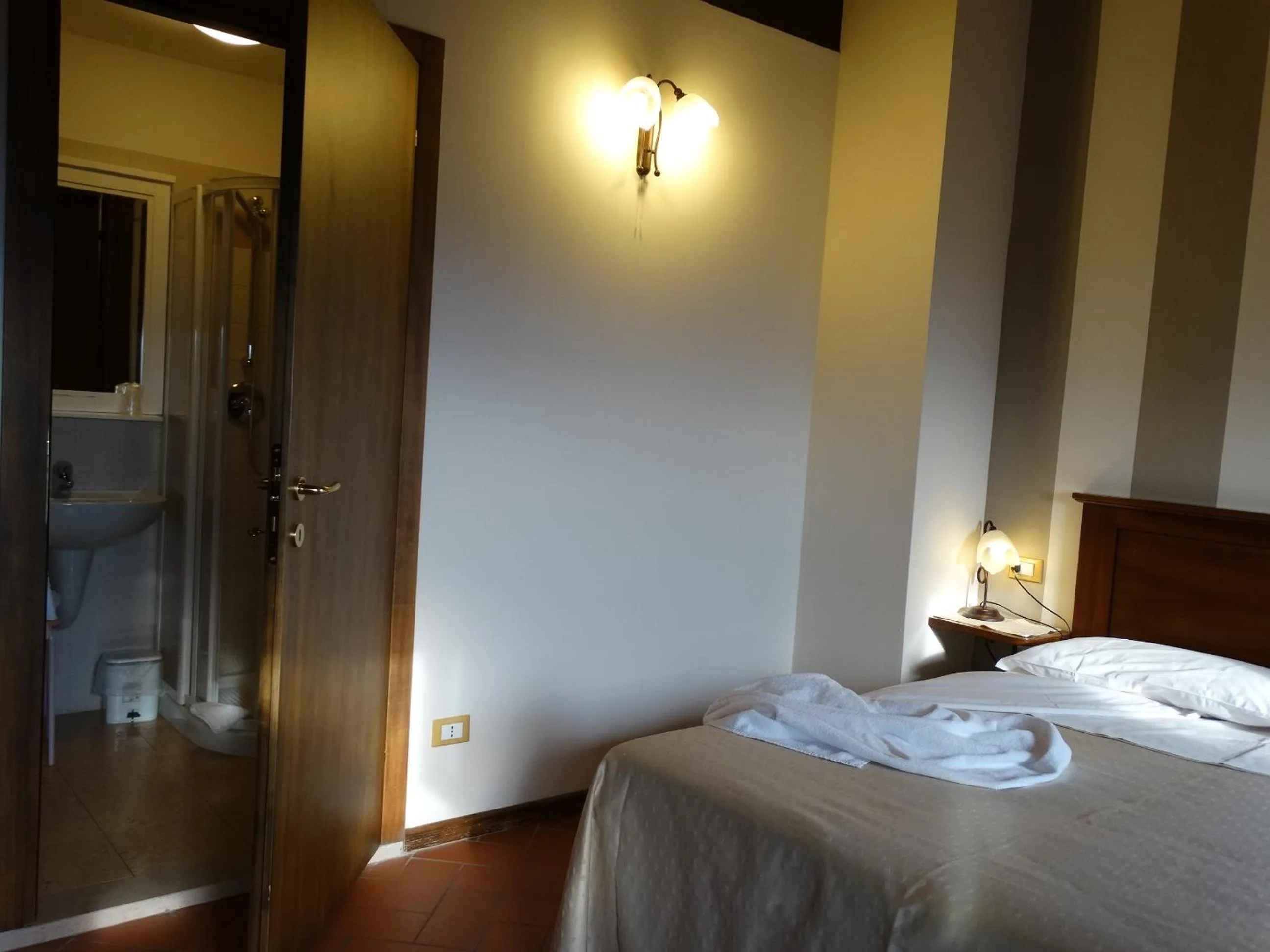 Photo of the whole room, Bed in Agriturismo Casa Rosa