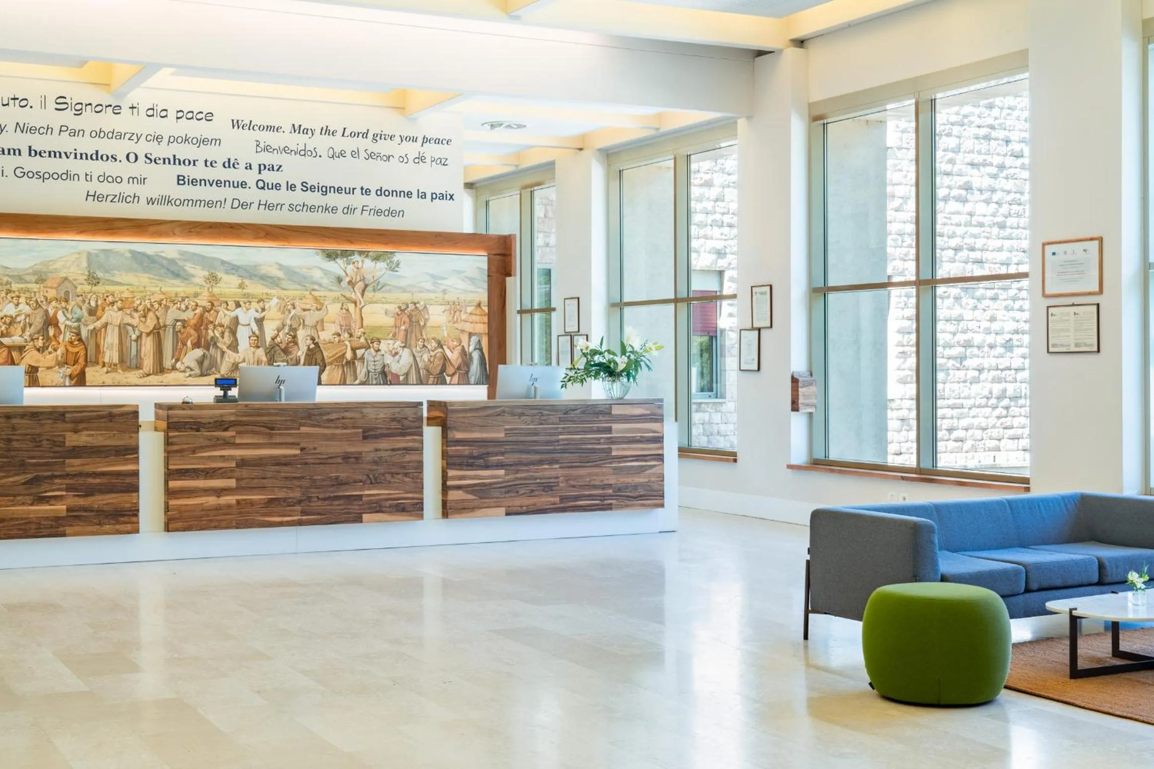 Lobby or reception in Domus Pacis Assisi