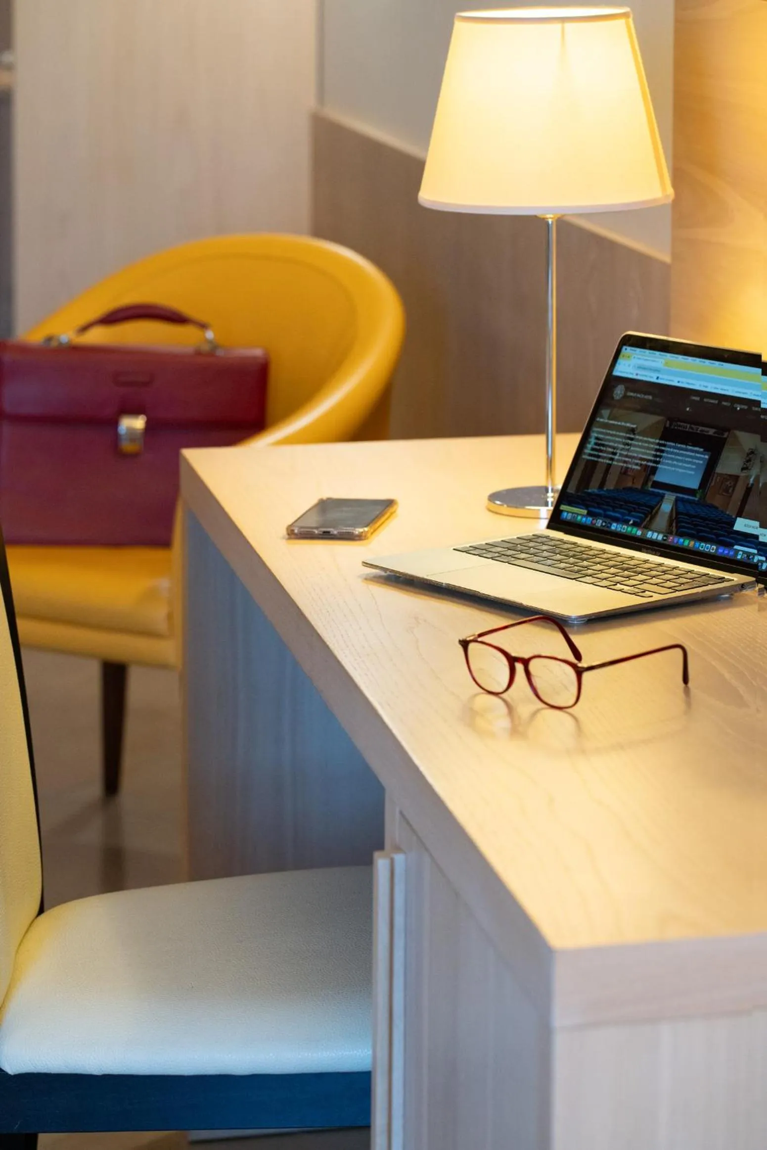 furniture in Domus Pacis Assisi