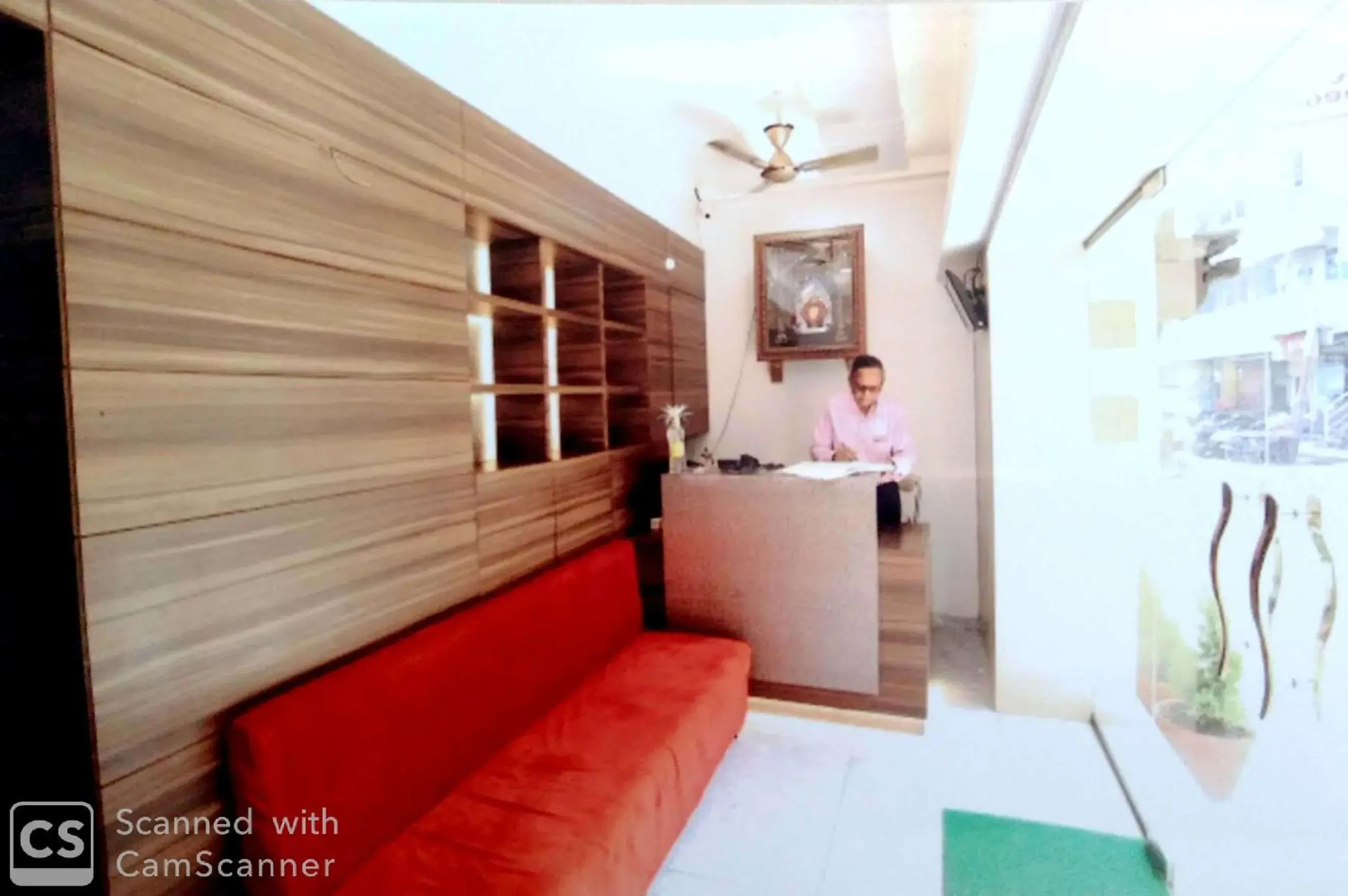 Lobby or reception in Rajhuns Deluxe Lodging Lobby or reception in Rajhuns Deluxe Lodging