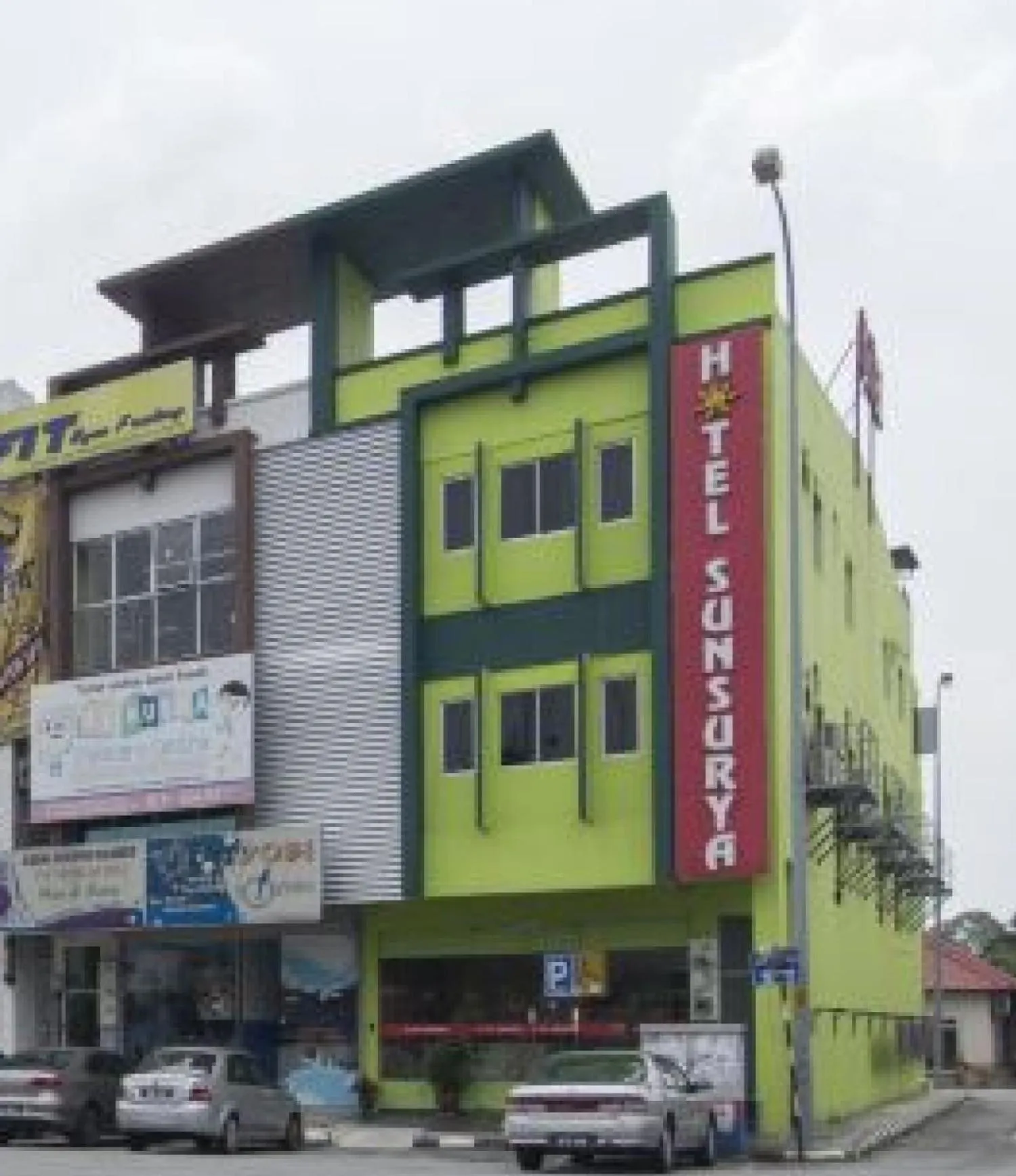 Property building in Hotel Sunsurya