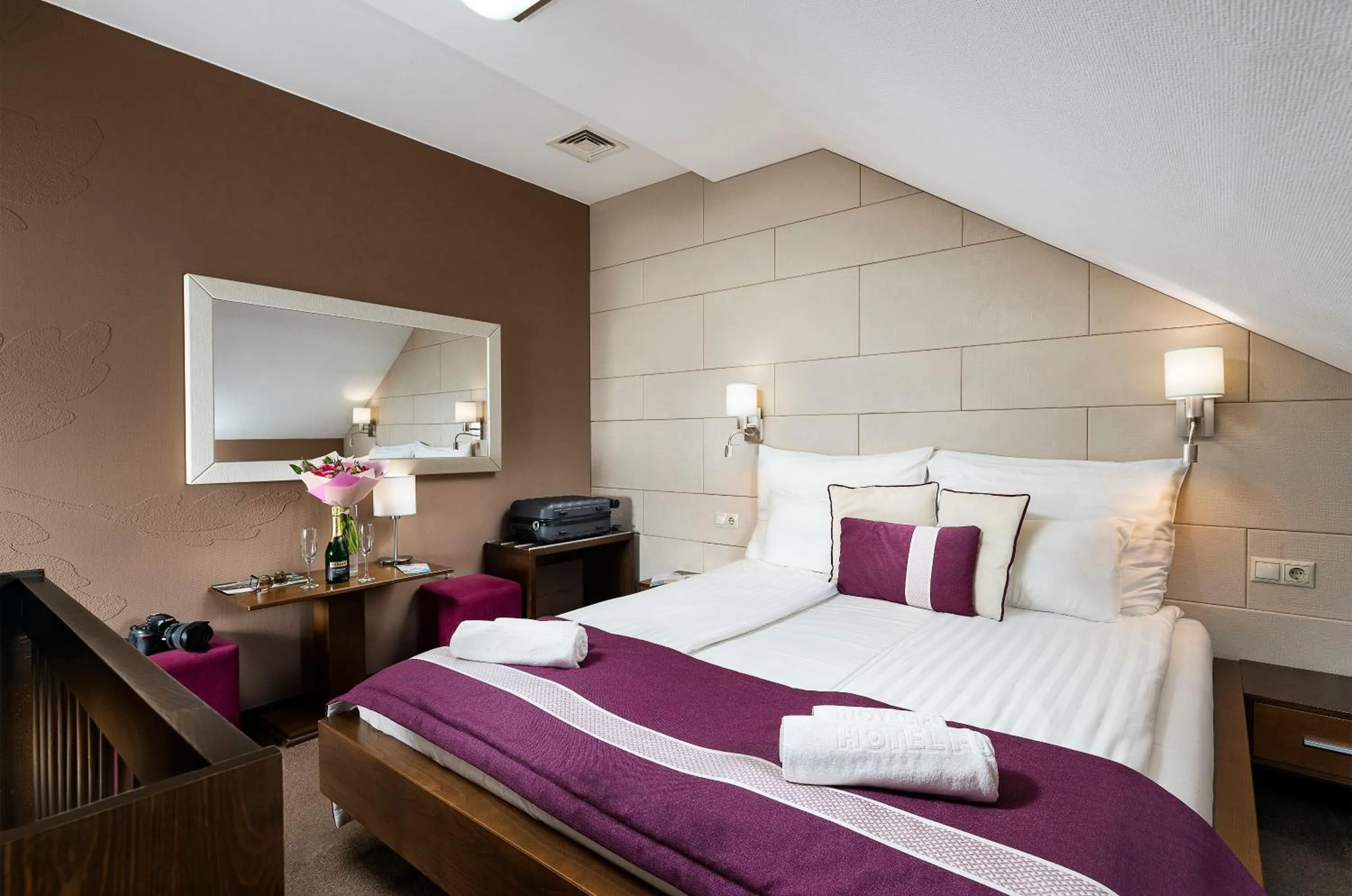 Bed in Hotel Fürdőház