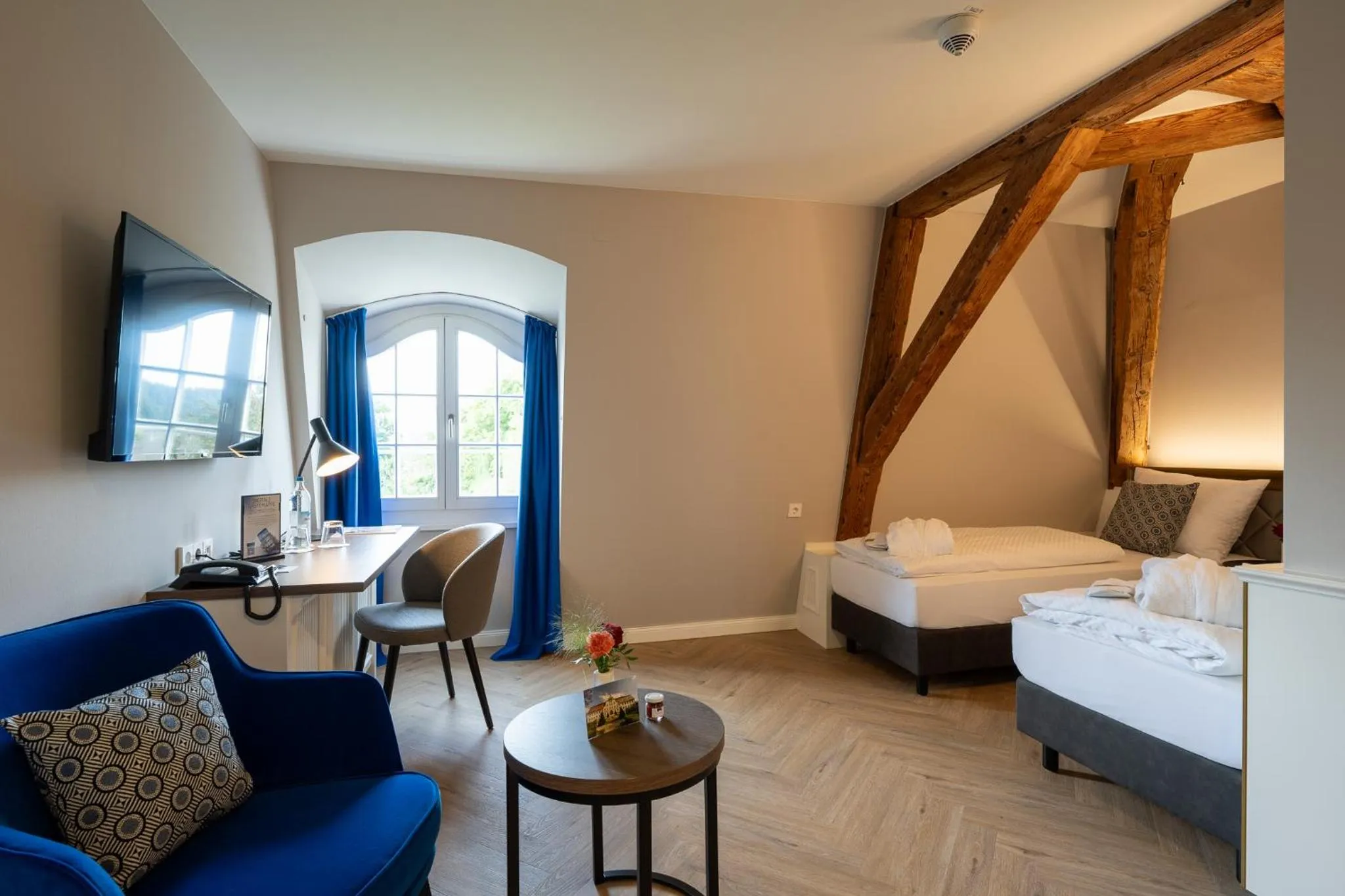 Photo of the whole room, Bed in Schloss Lautrach