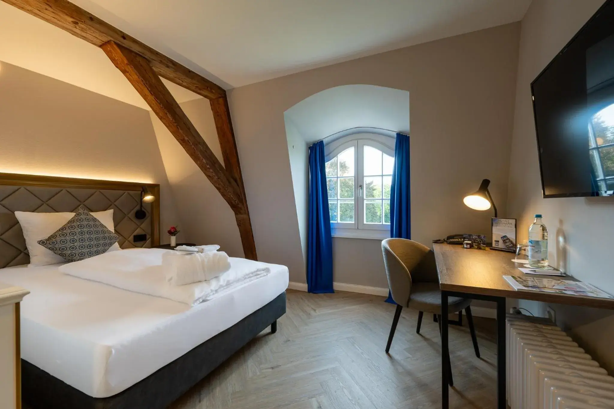 Deluxe Single Room - single occupancy in Schloss Lautrach Deluxe Single Room - single occupancy in Schloss Lautrach